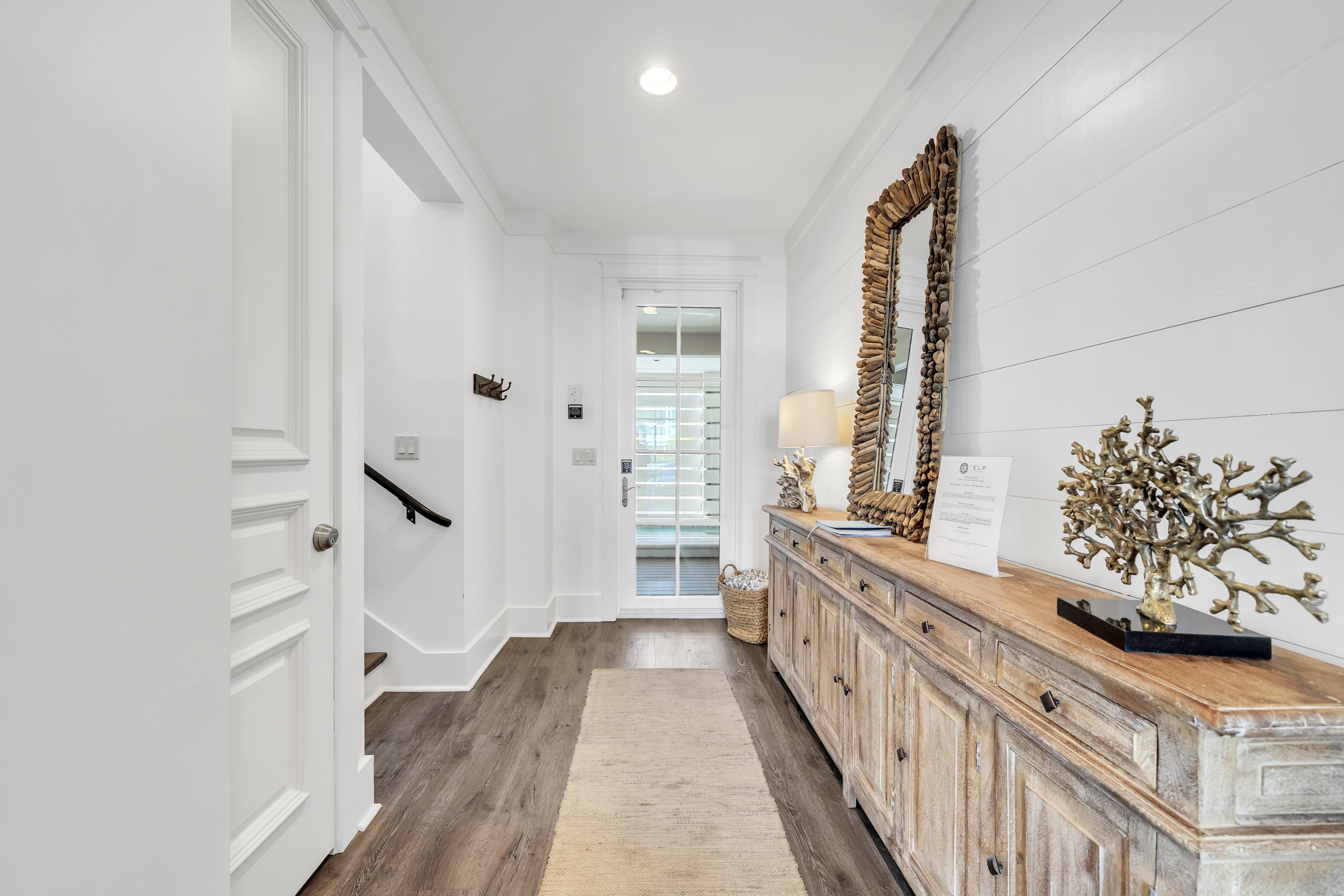  Iconic Grayton Beachfront Retreat with Elevator, Pool & Ample Parking - 物件實景