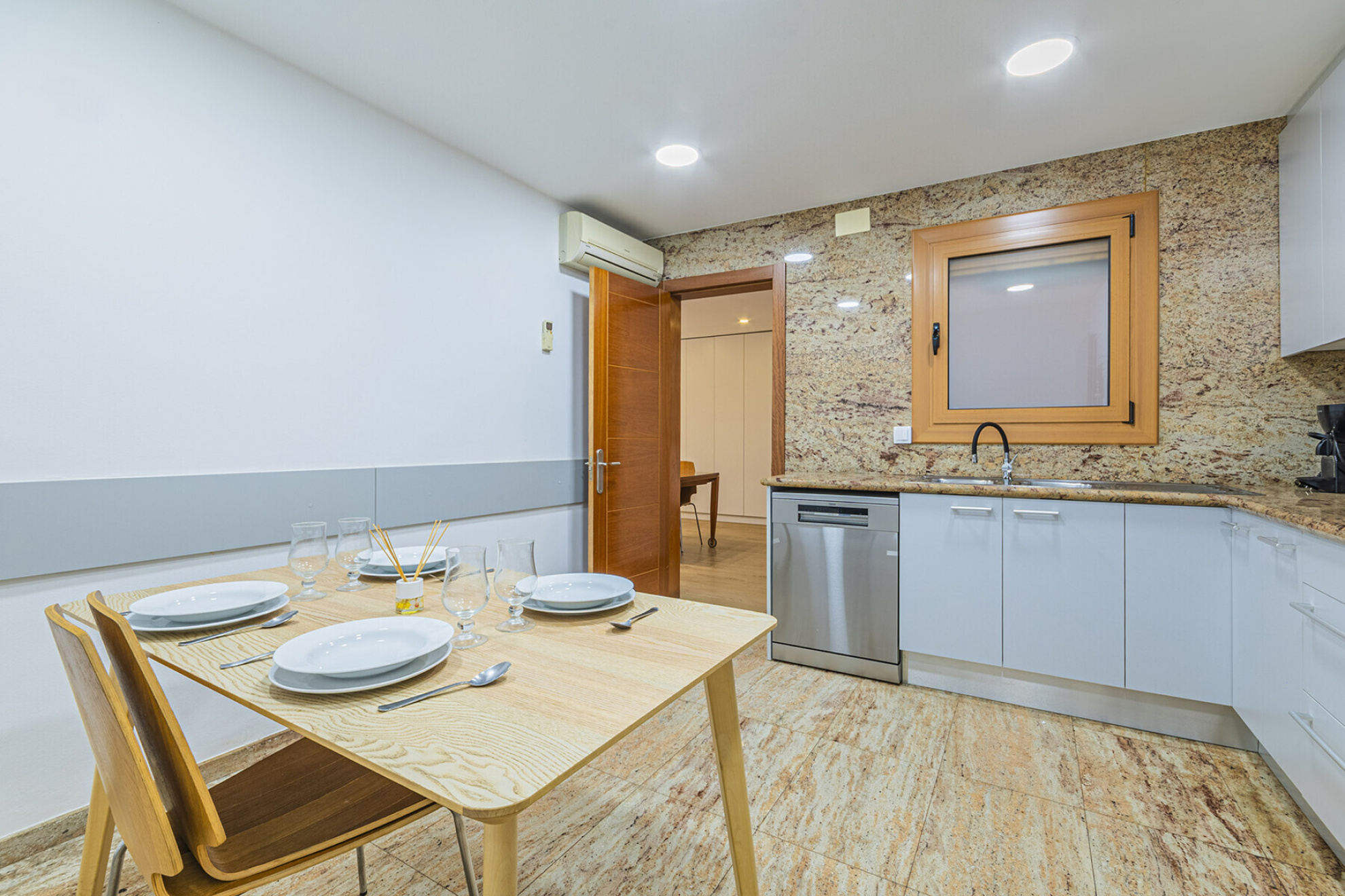  Four bedroom apartment by the seaside and famous Port Vell harbour - 物件實景