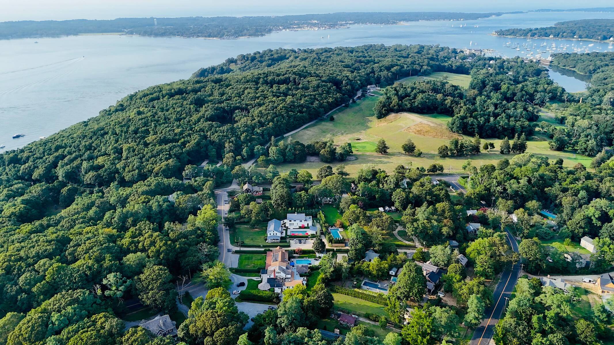  Shelter Island. Live Exclusively. Host Effortlessly. - 物件實景