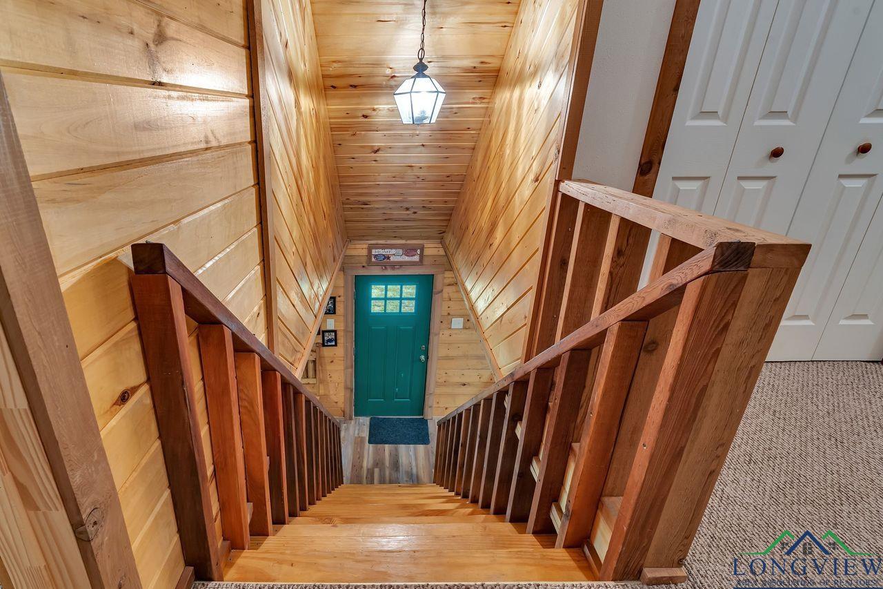 Marshall, Texas, 75672, United States, 3 Bedrooms Bedrooms, ,3 BathroomsBathrooms,Residential,For Sale,1906787