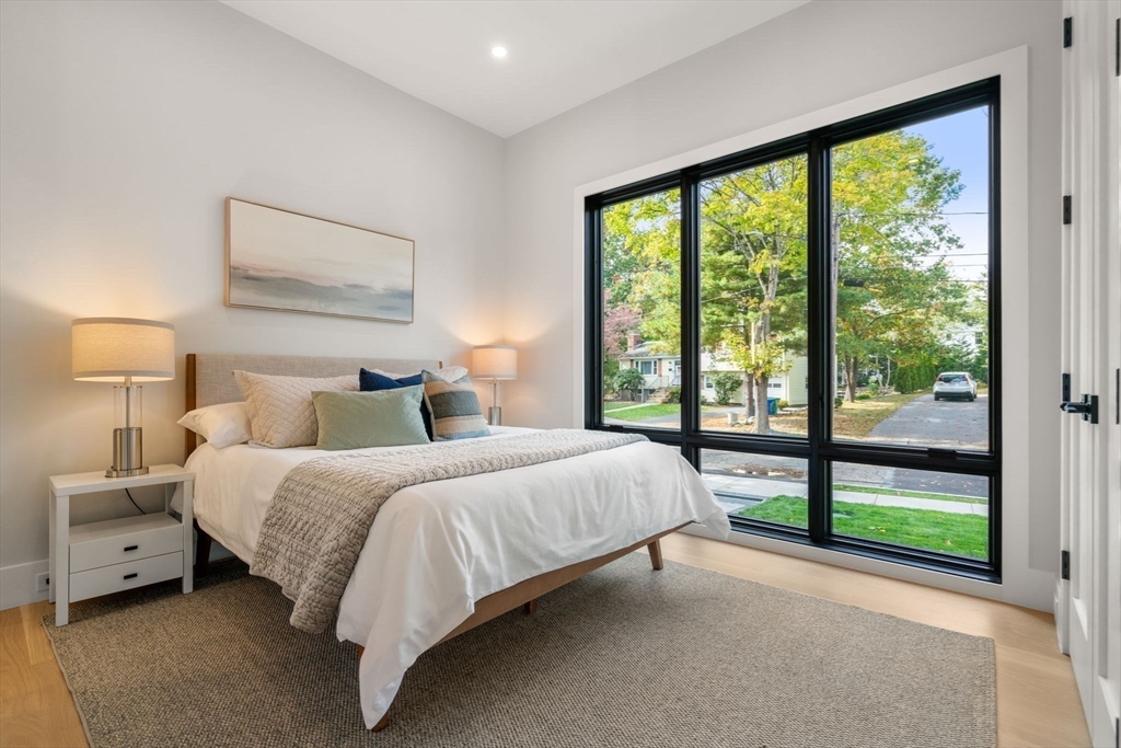 Newton, Massachusetts, 02465, United States, 6 Bedrooms Bedrooms, ,7 BathroomsBathrooms,Residential,For Sale,1730444