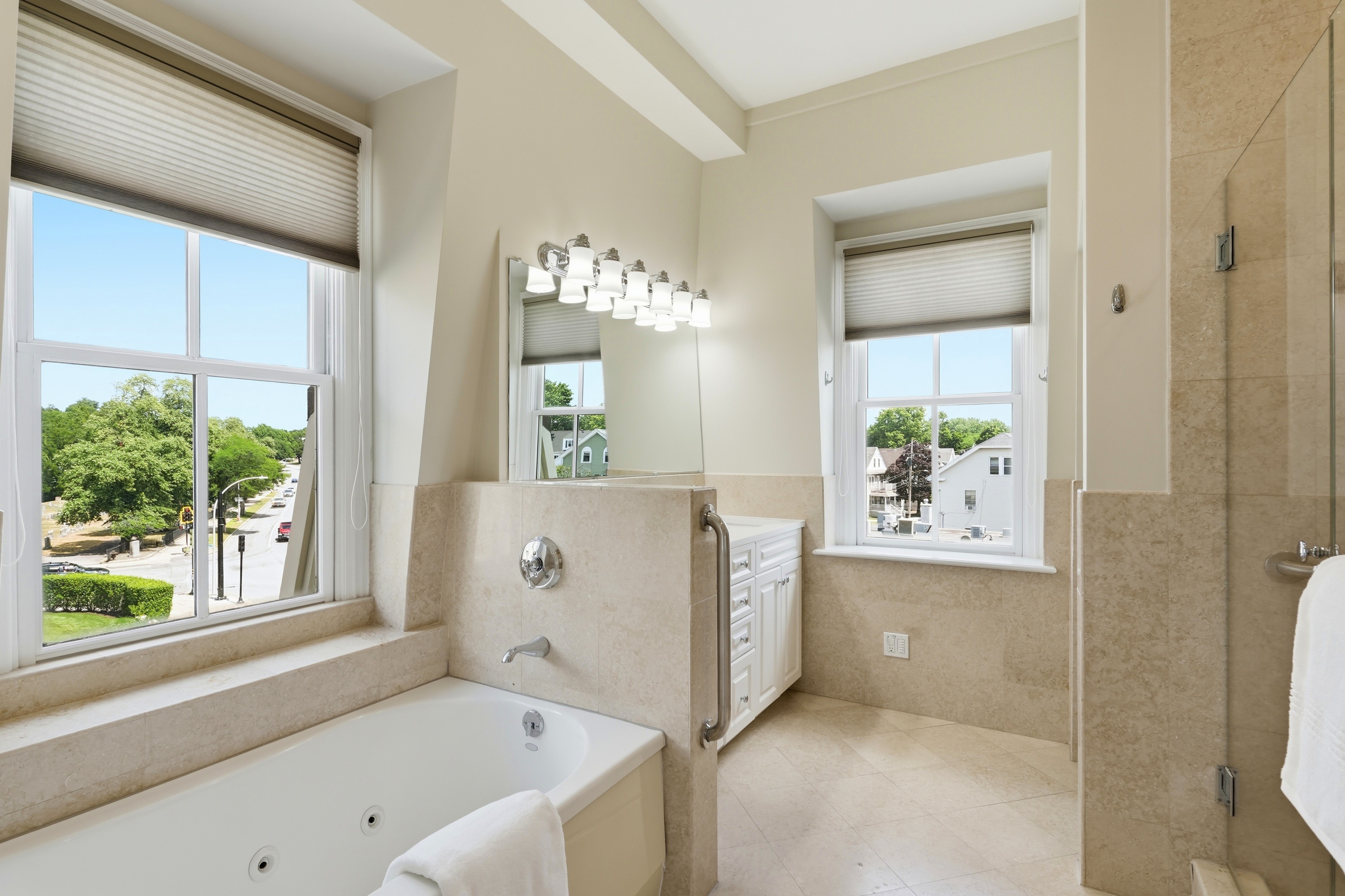  130 Mount Auburn Street, Unit 130, Watertown, MA 02472 - 物件實景