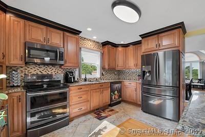 Wallingford, Connecticut, 06492, United States, 3 Bedrooms Bedrooms, ,3 BathroomsBathrooms,Residential,For Sale,1943624