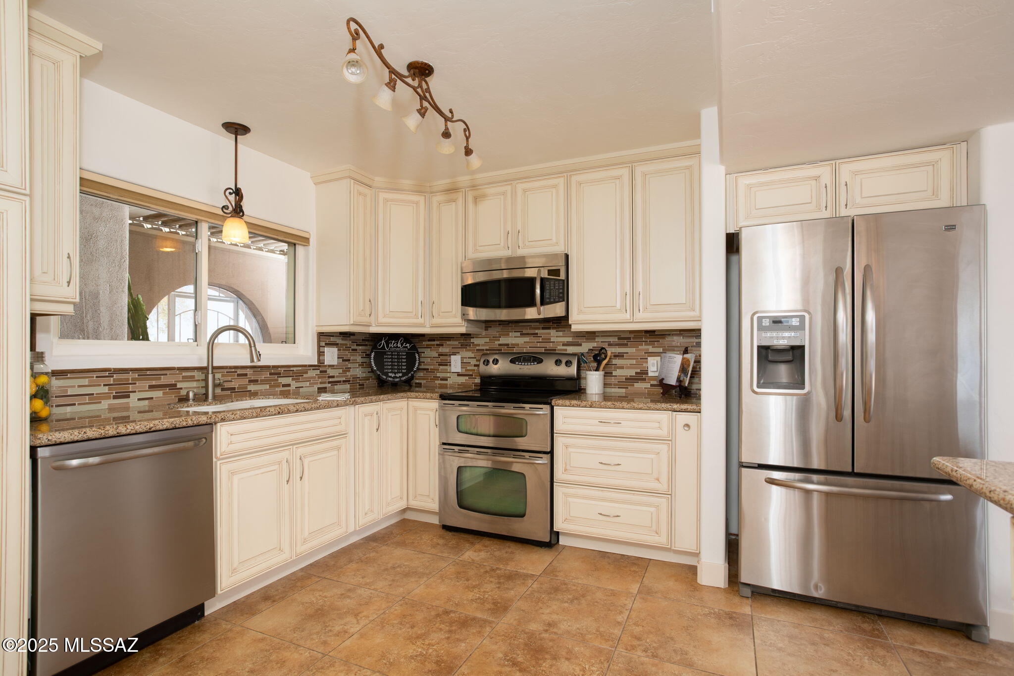 Tucson, Arizona, 85704, United States, 3 Bedrooms Bedrooms, ,2 BathroomsBathrooms,Residential,For Sale,1885622
