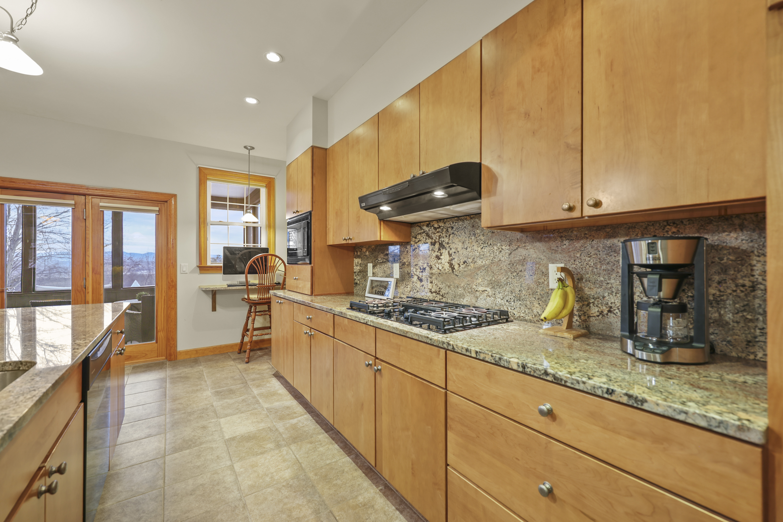  Majestic & Magical Berkshire Mountaintop Home with Views - 物件實景