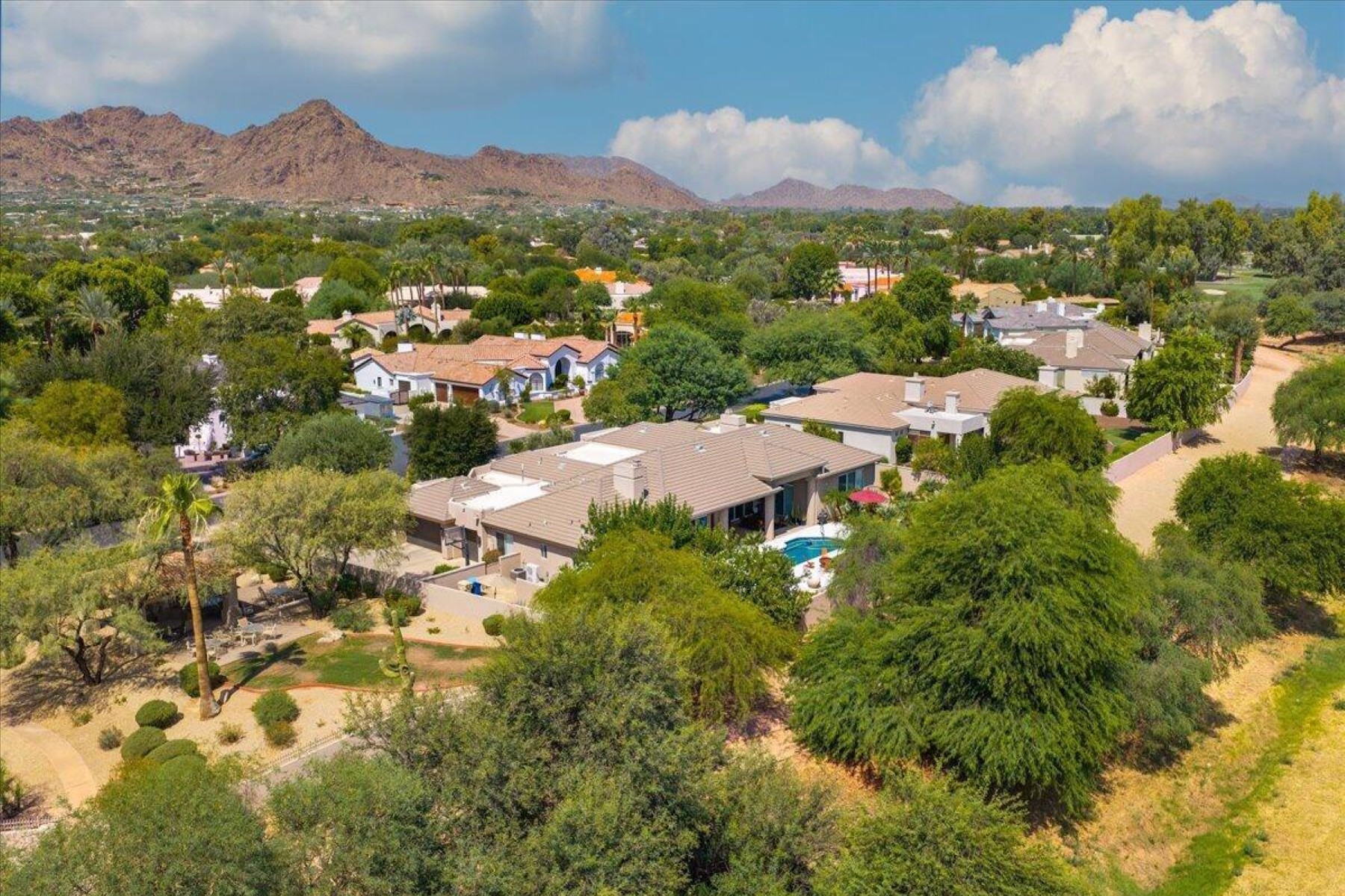 7124 E Foothill Drive  Paradise Valley, AZ - 物件實景