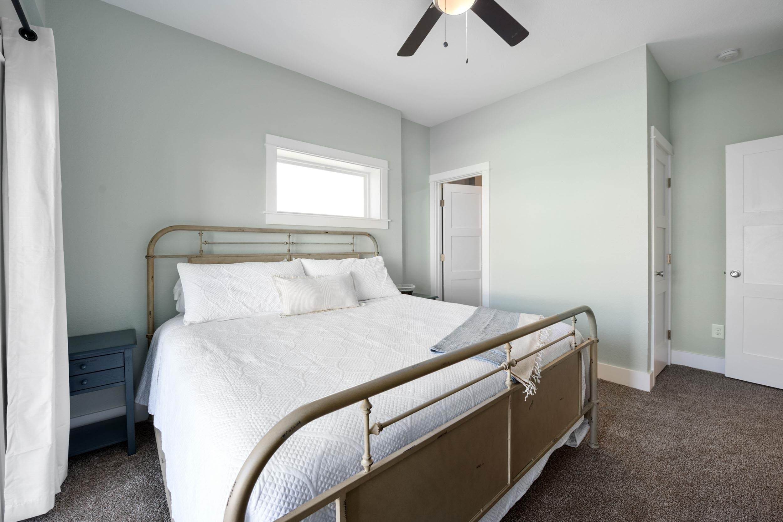 Corolla, North Carolina, 27927, United States, 12 Bedrooms Bedrooms, ,12 BathroomsBathrooms,Residential,For Sale,1980657