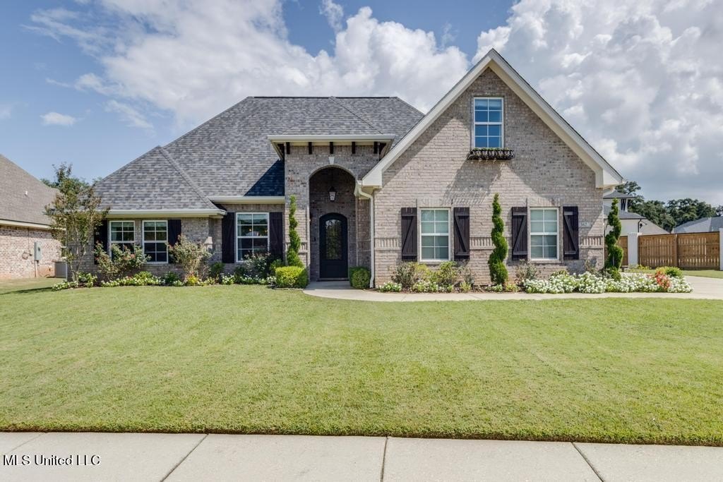 Biloxi, Mississippi, 39531, United States, 4 Bedrooms Bedrooms, ,3 BathroomsBathrooms,Residential,For Sale,1974223