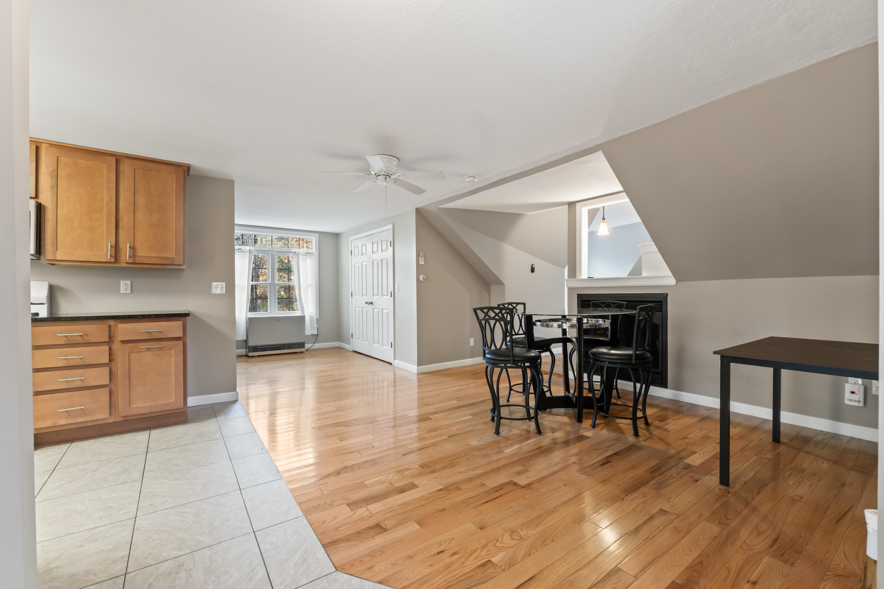 Ogunquit, Maine, 03907, United States, ,4 BathroomsBathrooms,Residential,For Sale,1830801