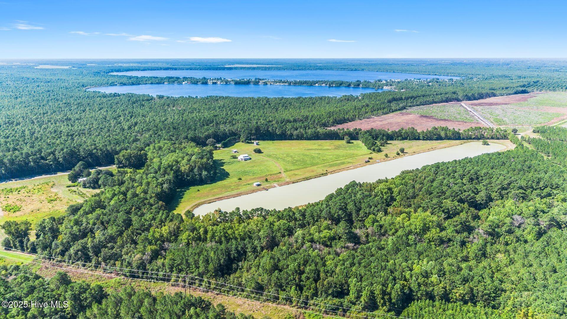 Harrells, North Carolina, 28444, United States, 4 Bedrooms Bedrooms, ,5 BathroomsBathrooms,Residential,For Sale,1955084