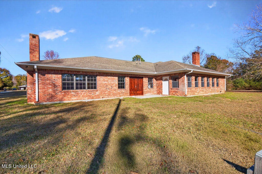 Gulfport, Mississippi, 39503, United States, 5 Bedrooms Bedrooms, ,5 BathroomsBathrooms,Residential,For Sale,2009063