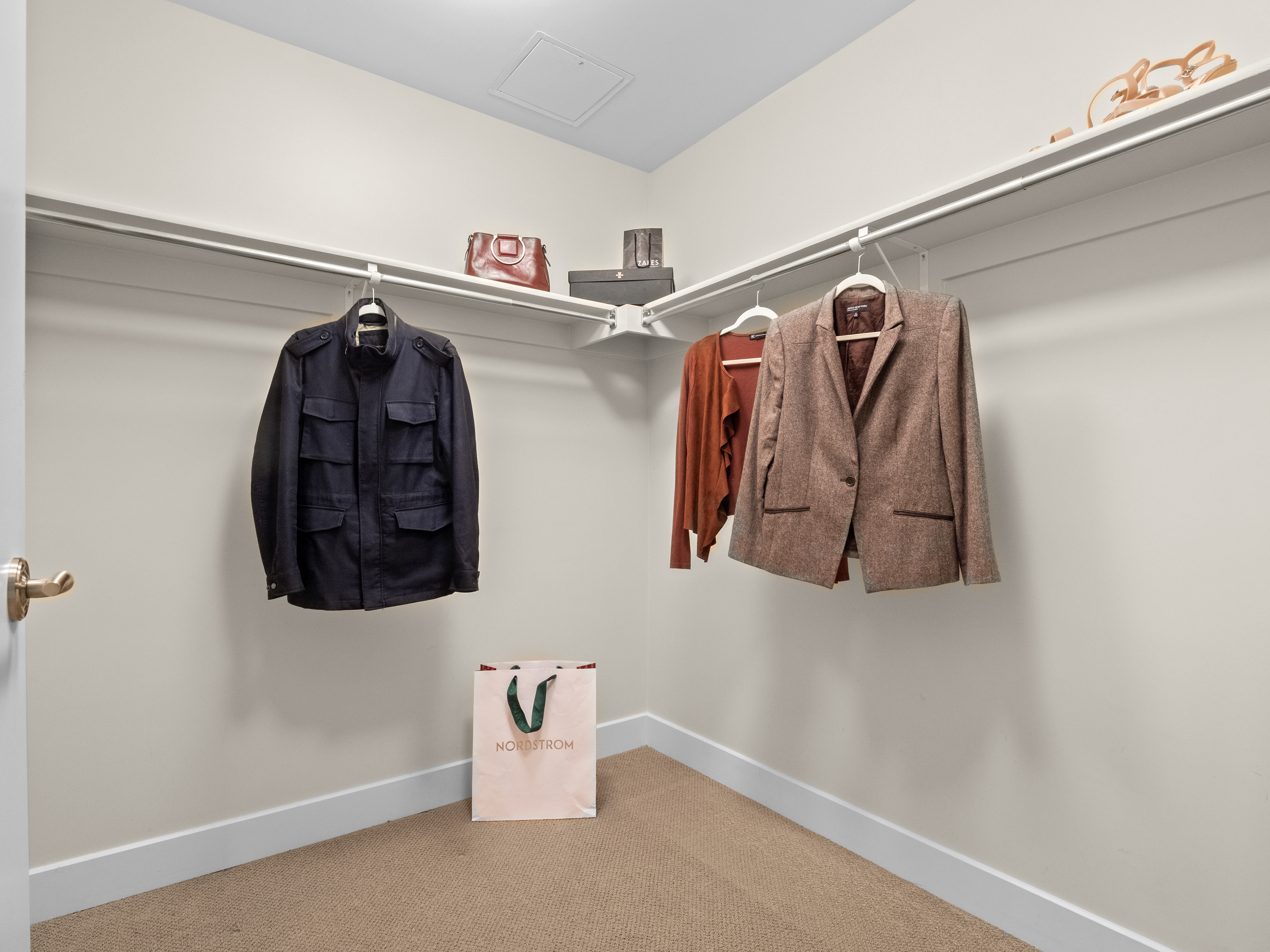  Perfectly positioned in the heart of Belmar’s vibrant downtown district - 物件實景