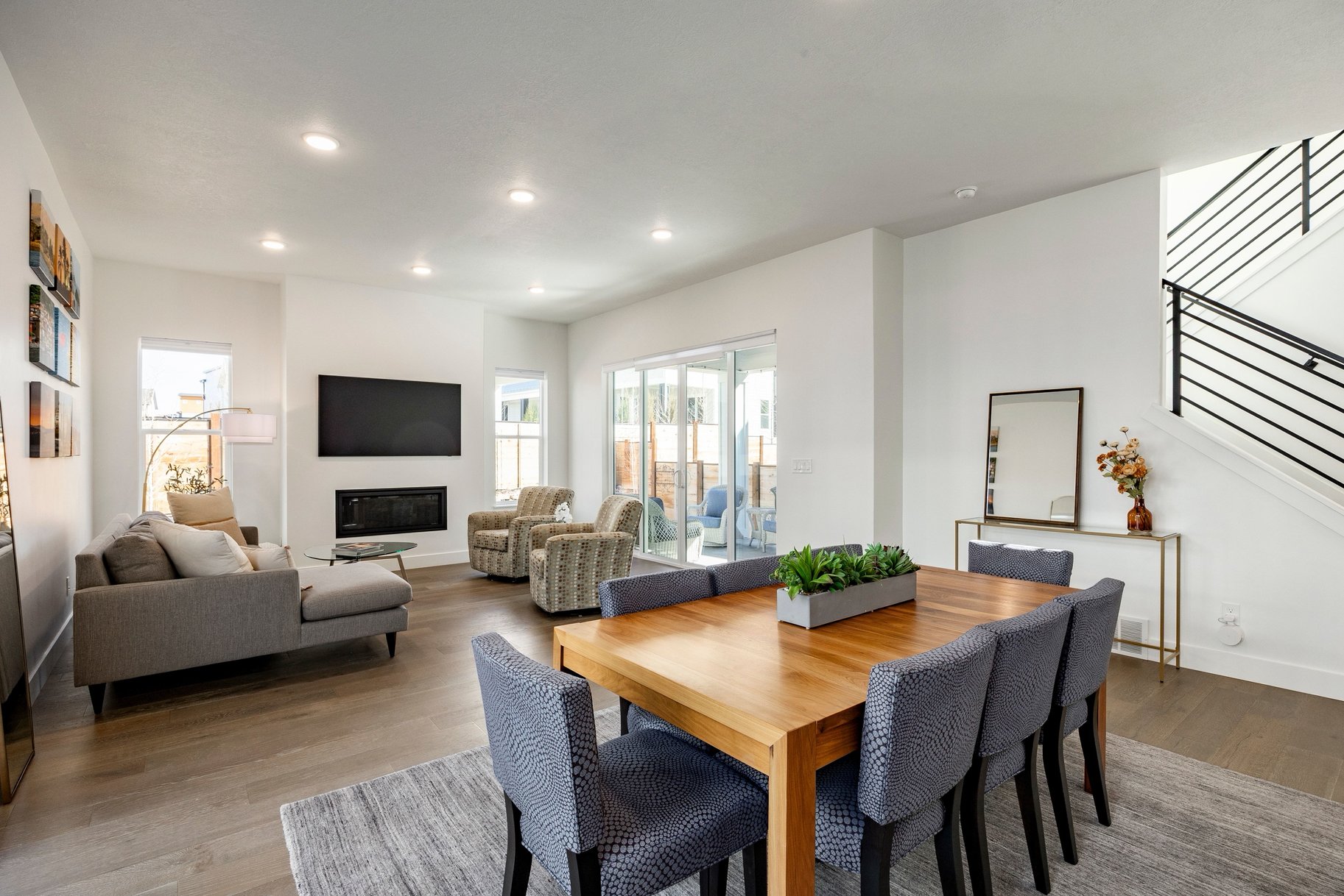  Stylish 2023 Move-In Ready Home  Silver Creek Village - 物件實景