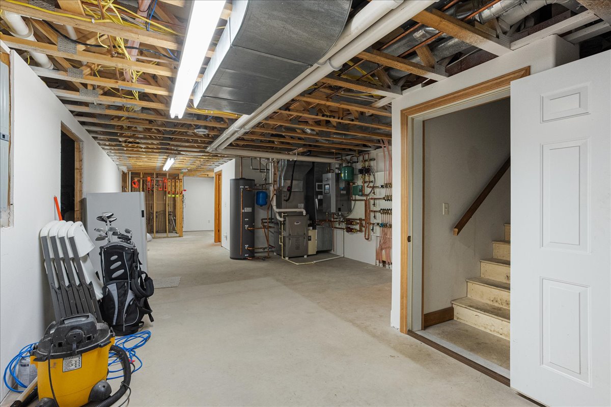Medford, Wisconsin, 54451, United States, 4 Bedrooms Bedrooms, ,5 BathroomsBathrooms,Residential,For Sale,1881701