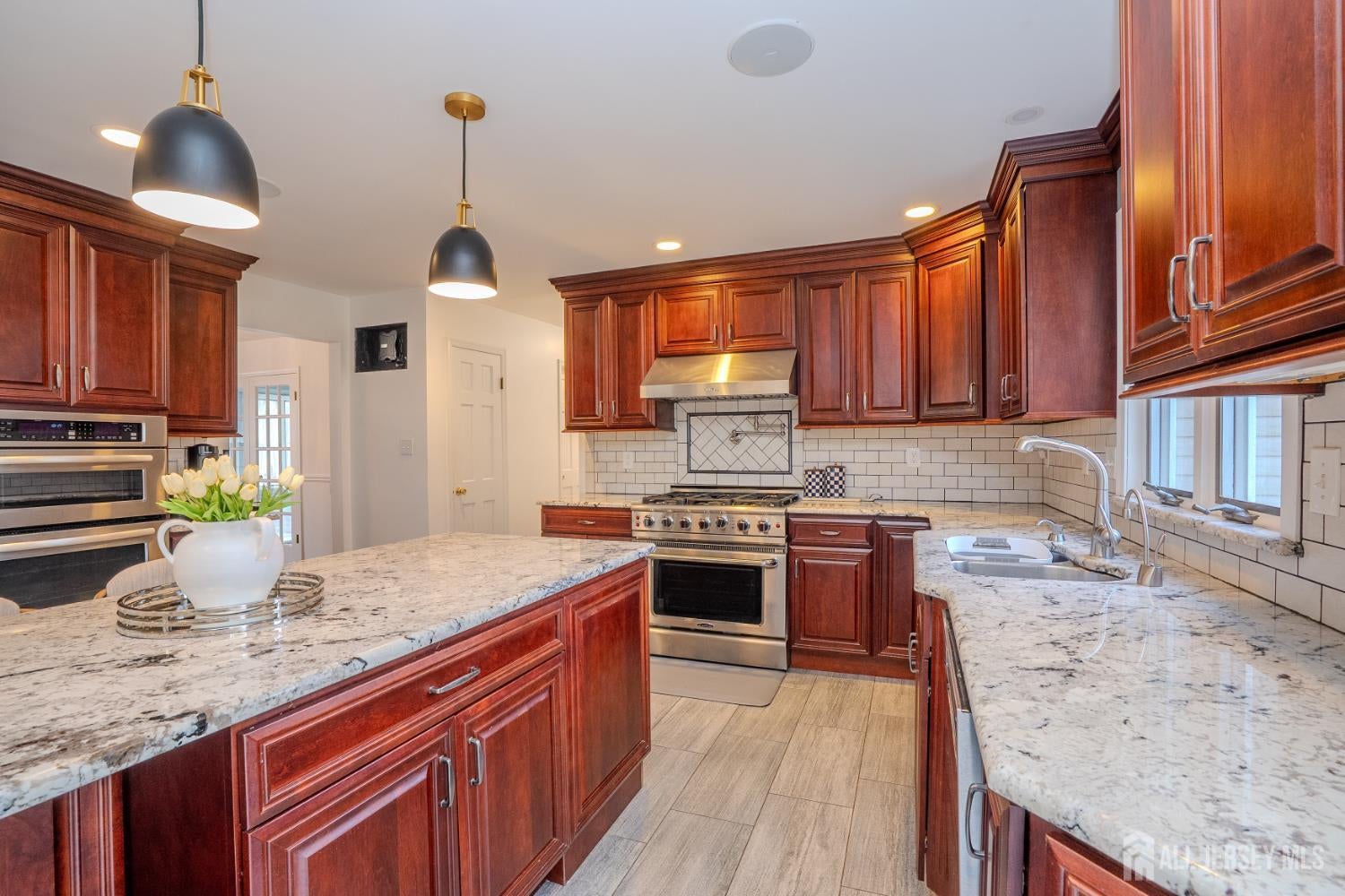 North Brunswick, New Jersey, 08902, United States, 5 Bedrooms Bedrooms, ,3 BathroomsBathrooms,Residential,For Sale,2002843