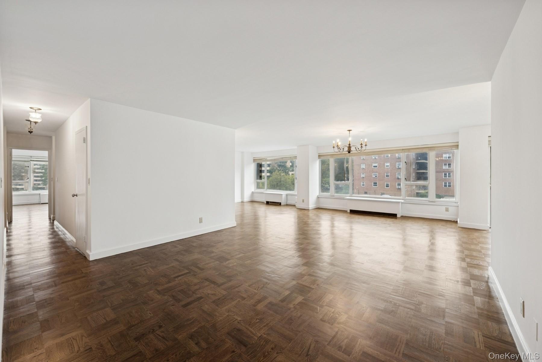 Beechhurst, New York, 11357, United States, 3 Bedrooms Bedrooms, ,2 BathroomsBathrooms,Residential,For Sale,1975309