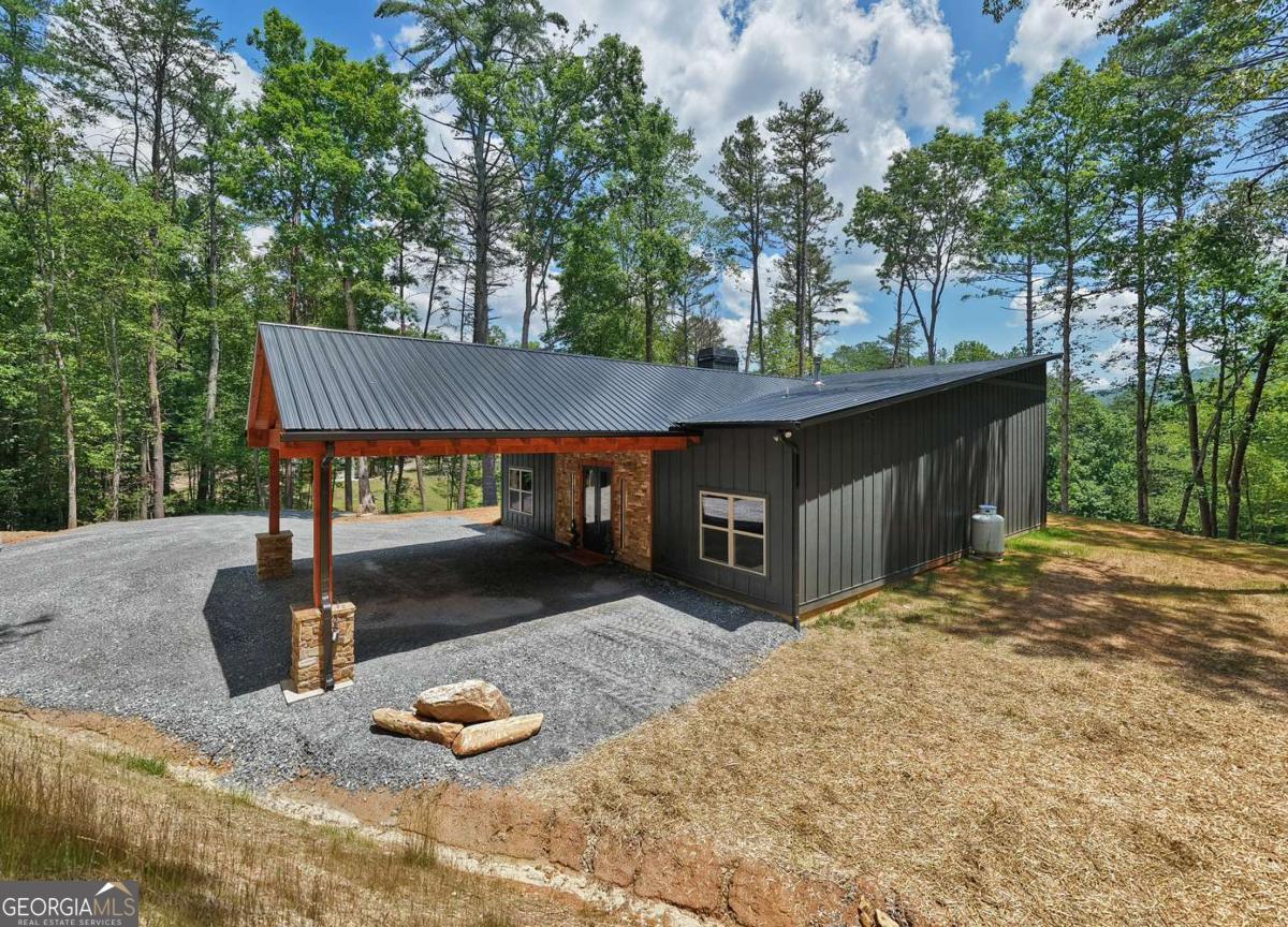 Mineral Bluff, Georgia, 30559, United States, 3 Bedrooms Bedrooms, ,3 BathroomsBathrooms,Residential,For Sale,2008232