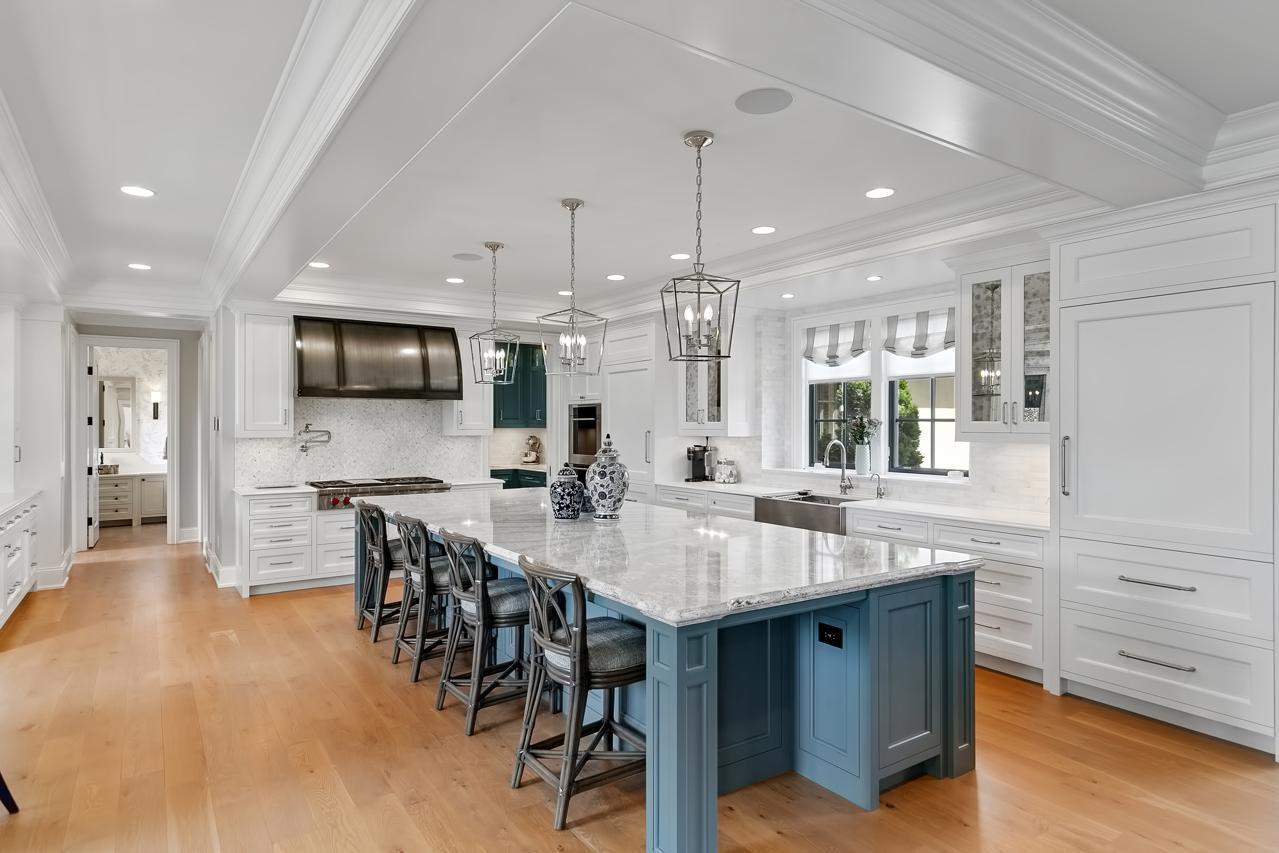 Orono, Minnesota, 55391, United States, 6 Bedrooms Bedrooms, ,7 BathroomsBathrooms,Residential,For Sale,1934197