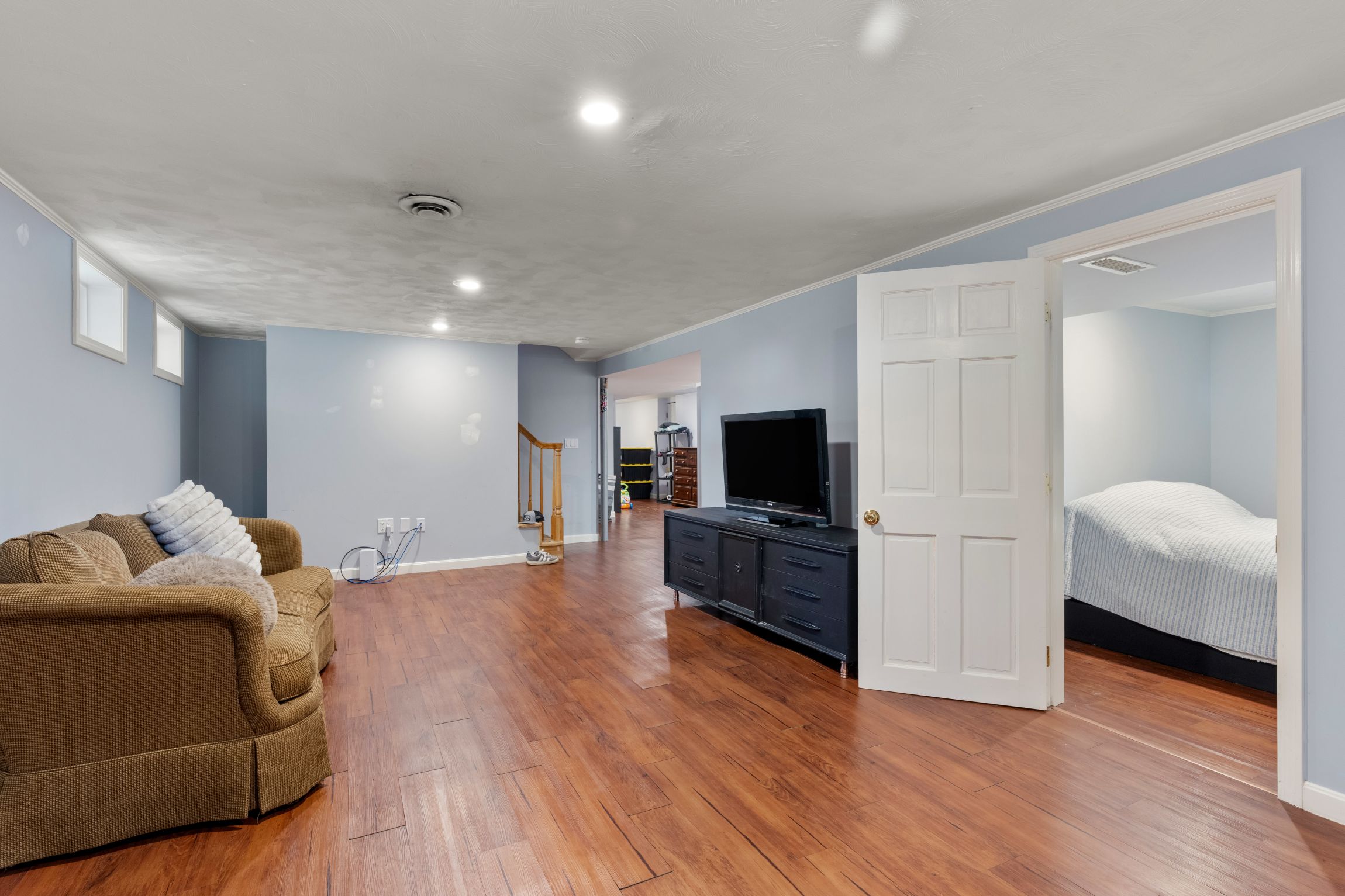  987 Pleasant Street, Framingham, MA, 01701 - 物件實景