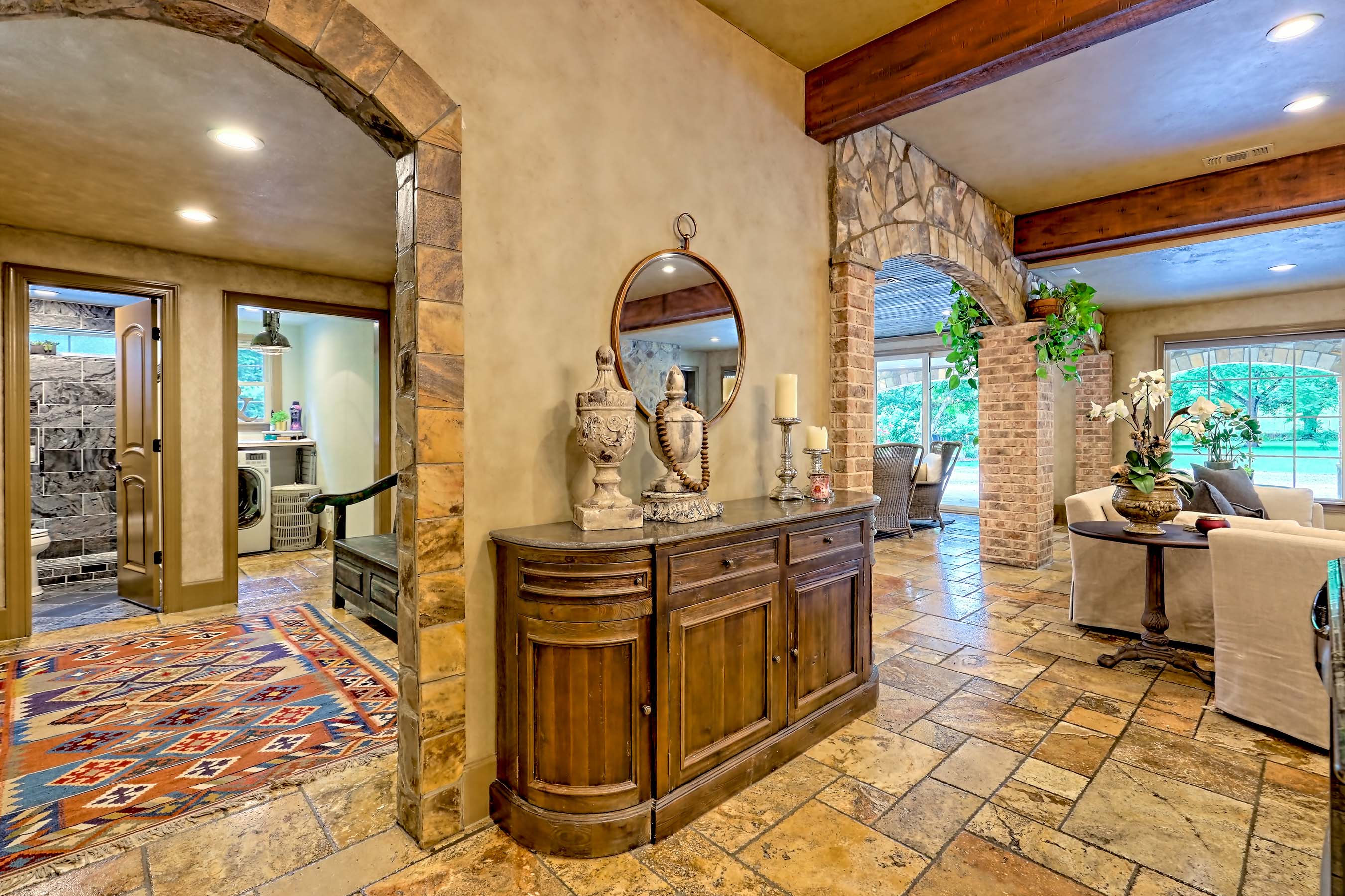  Tuscan Villa in Northeast Georgia Mountains - 物件實景