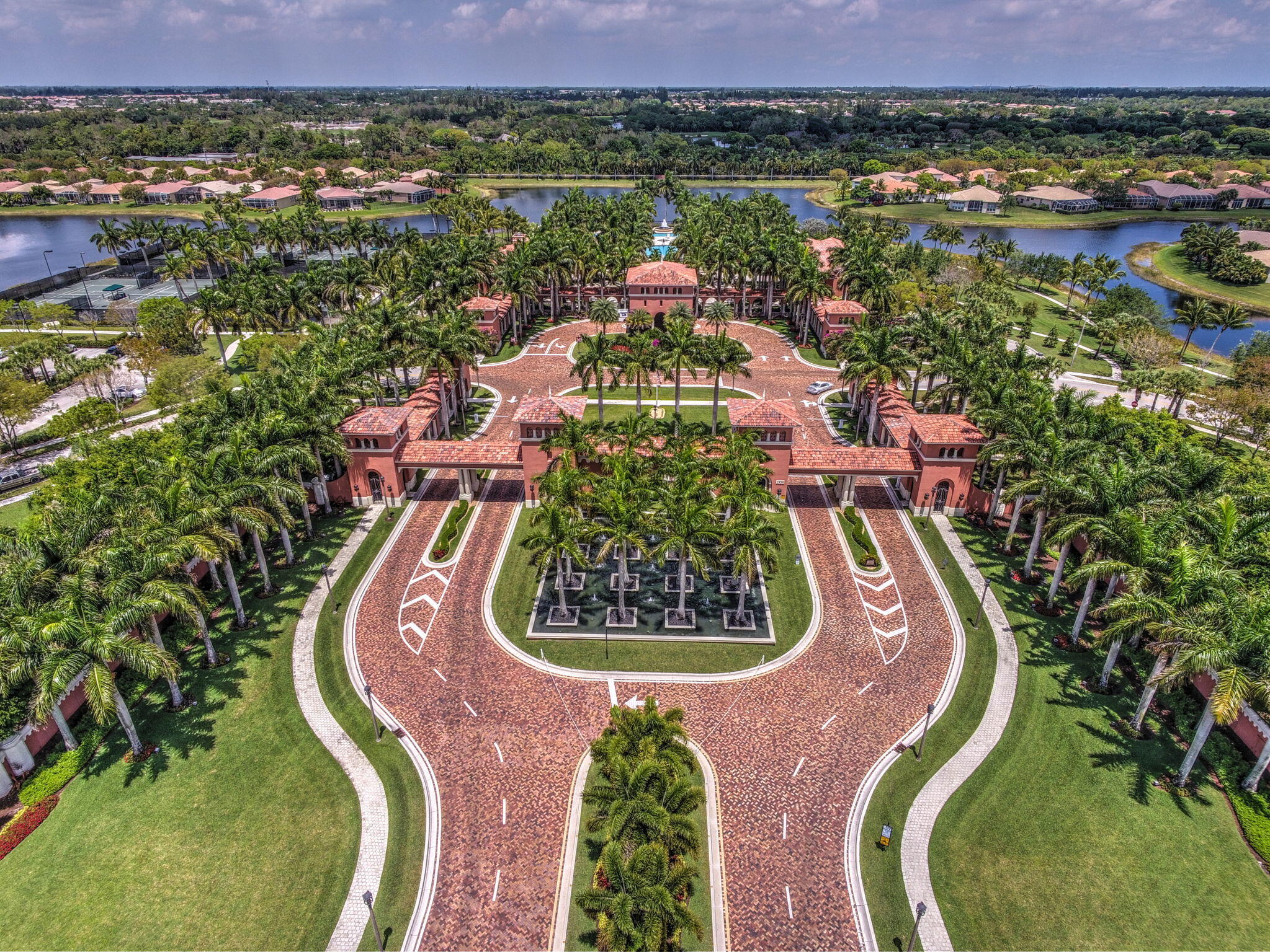 Wellington, Florida, 33411, United States, 2 Bedrooms Bedrooms, ,2 BathroomsBathrooms,Residential,For Sale,1807724