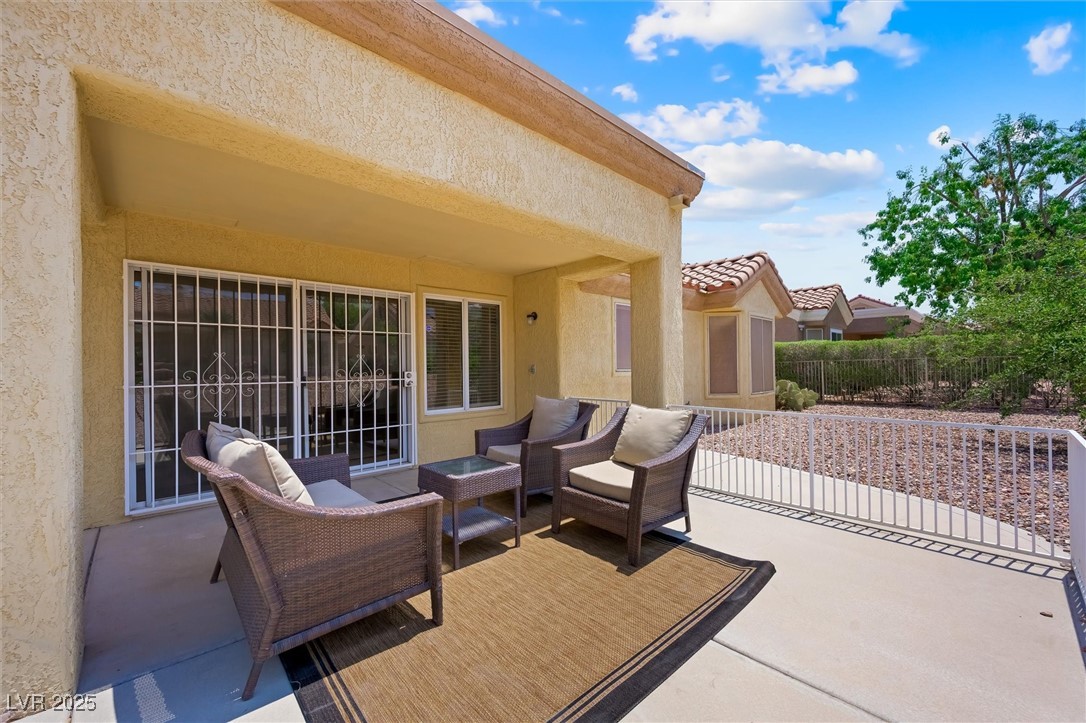 Las Vegas, Nevada, 89134, United States, 2 Bedrooms Bedrooms, ,2 BathroomsBathrooms,Residential,For Sale,1896521