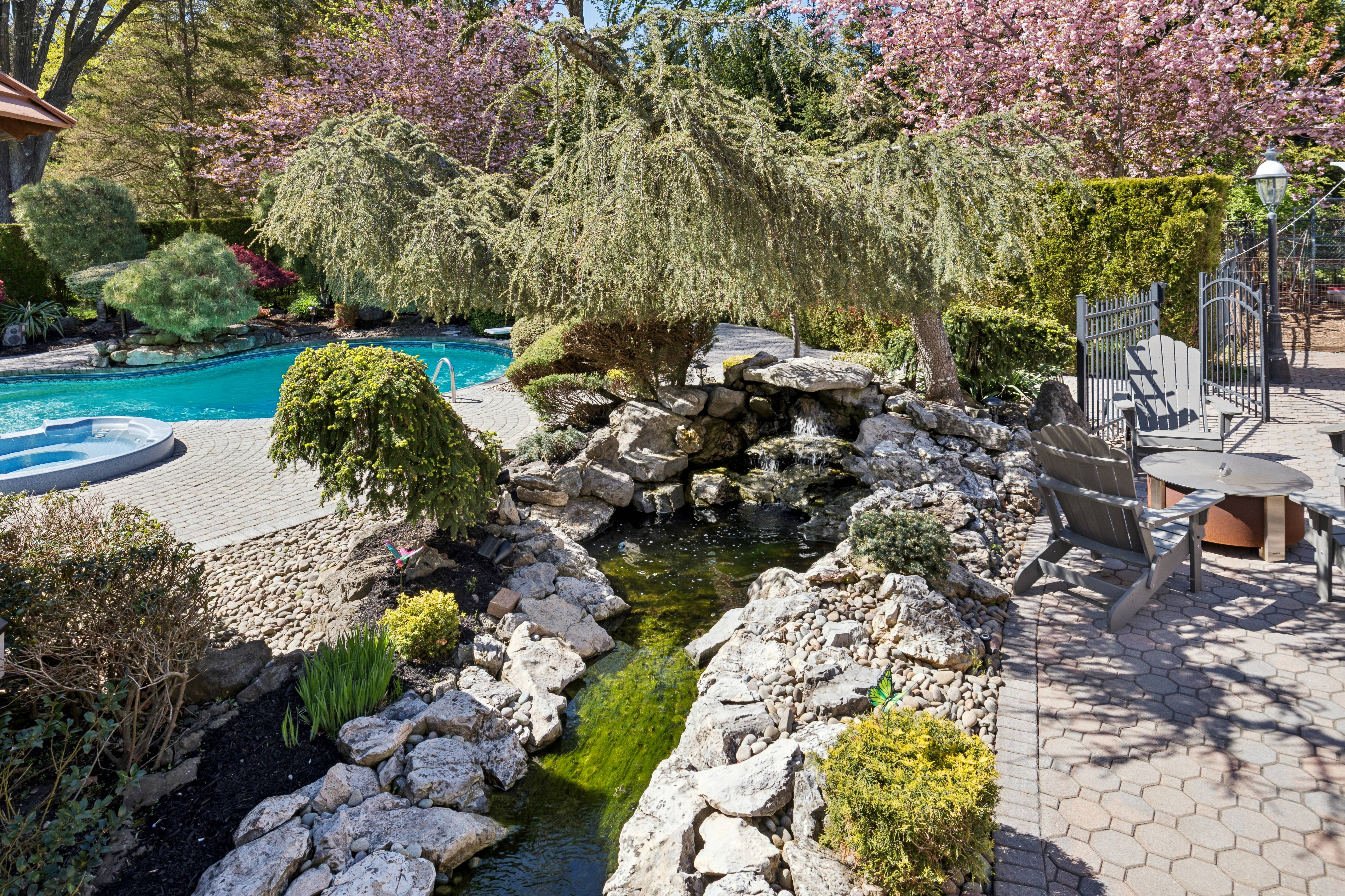  70 Laurel Court, Laurel Hollow, NY 11791 - 物件實景