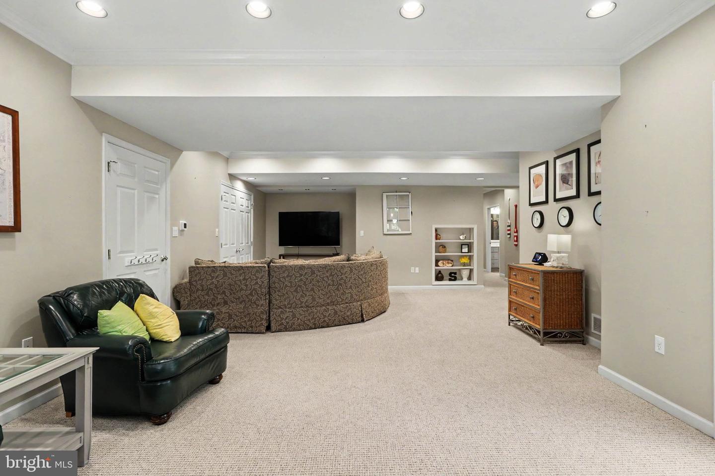 MECHANICSBURG, Pennsylvania, 17055, United States, 6 Bedrooms Bedrooms, ,6 BathroomsBathrooms,Residential,For Sale,2048271