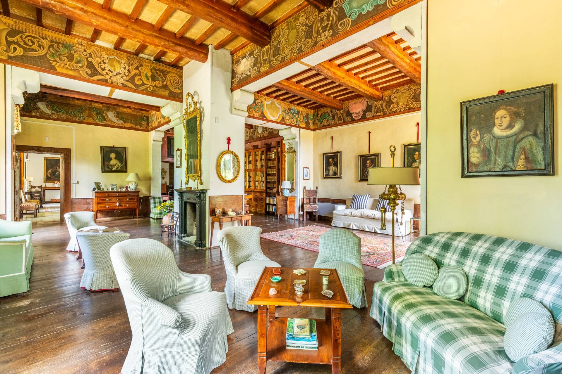 Perugia, Perugia, 06100, IT, 18 Bedrooms Bedrooms, ,5 BathroomsBathrooms,Residential,For Sale,1907420