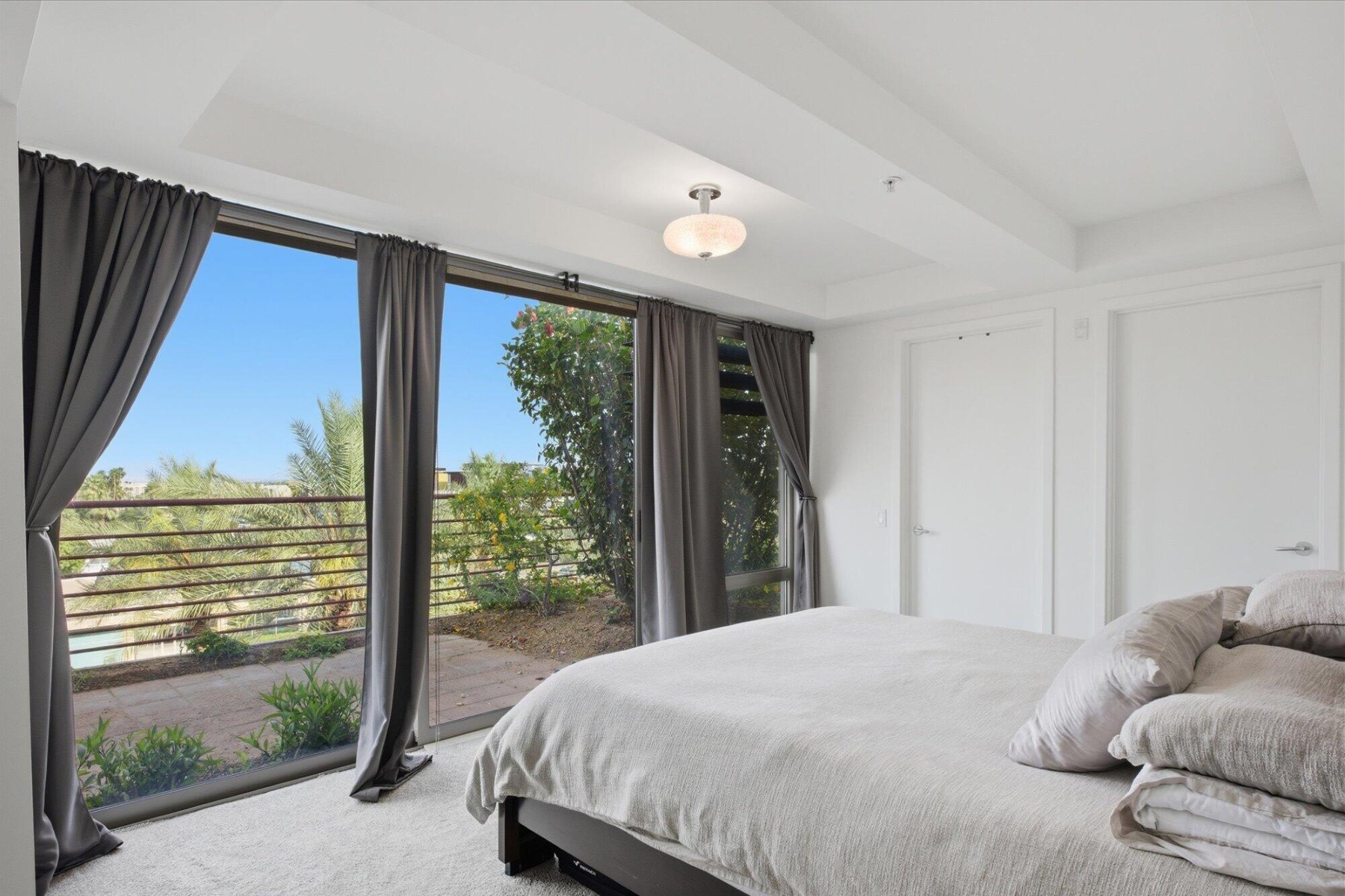  7167 E Rancho Vista Drive  Scottsdale, AZ - 物件實景