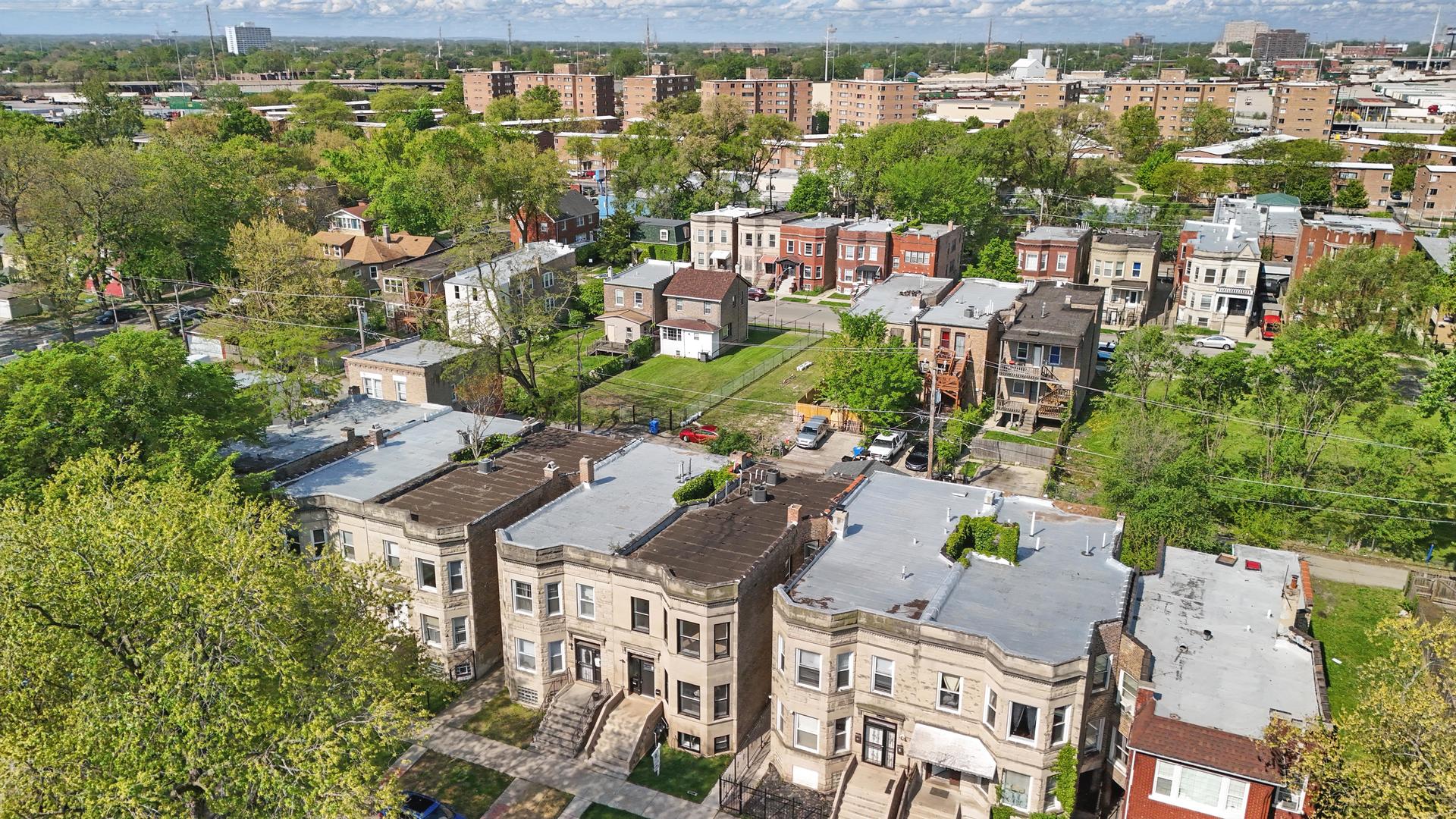 Chicago, Illinois, 60637, United States, 7 Bedrooms Bedrooms, ,Residential,For Sale,1917377
