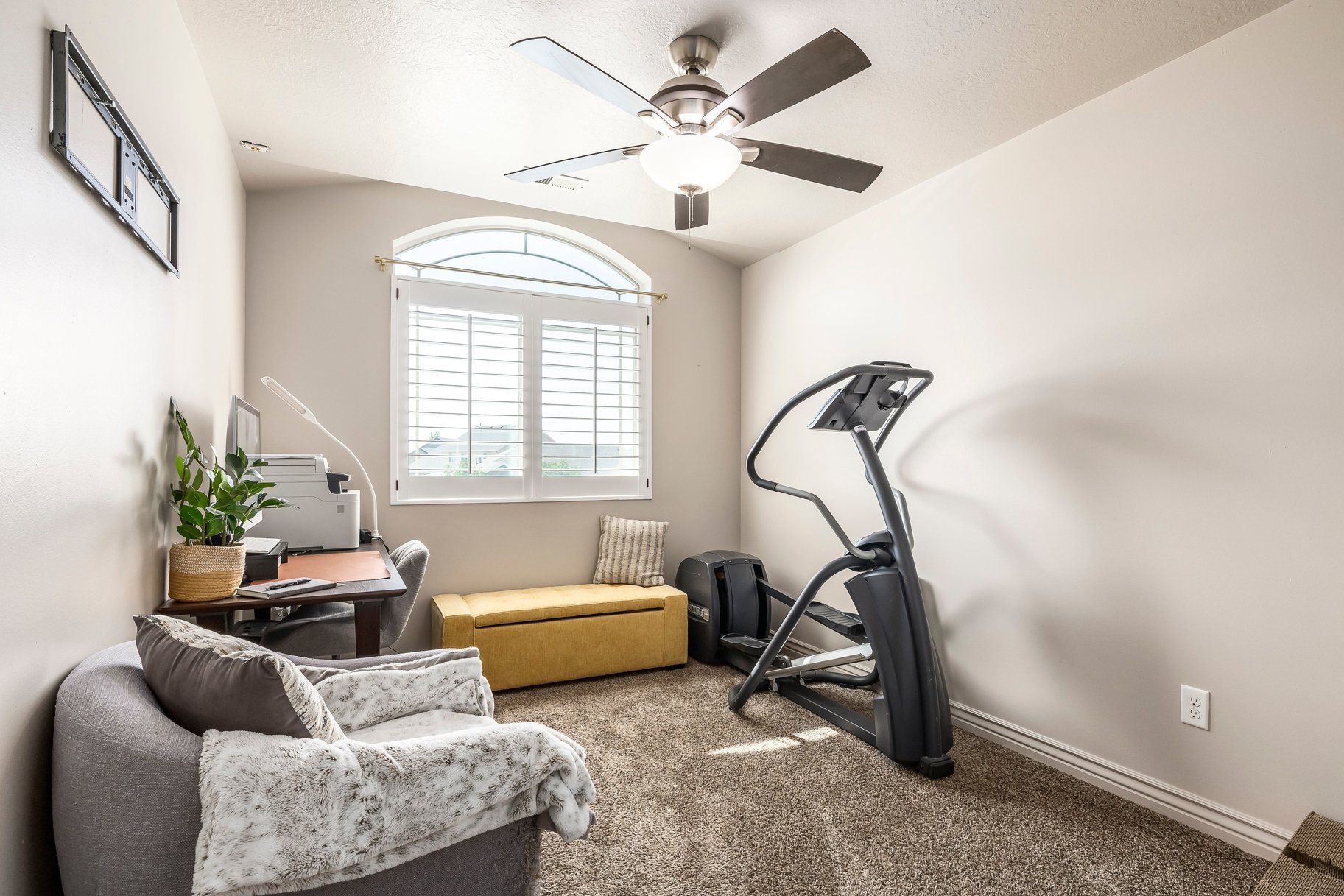  Move-In Ready Home with Room to Grow - 物件實景
