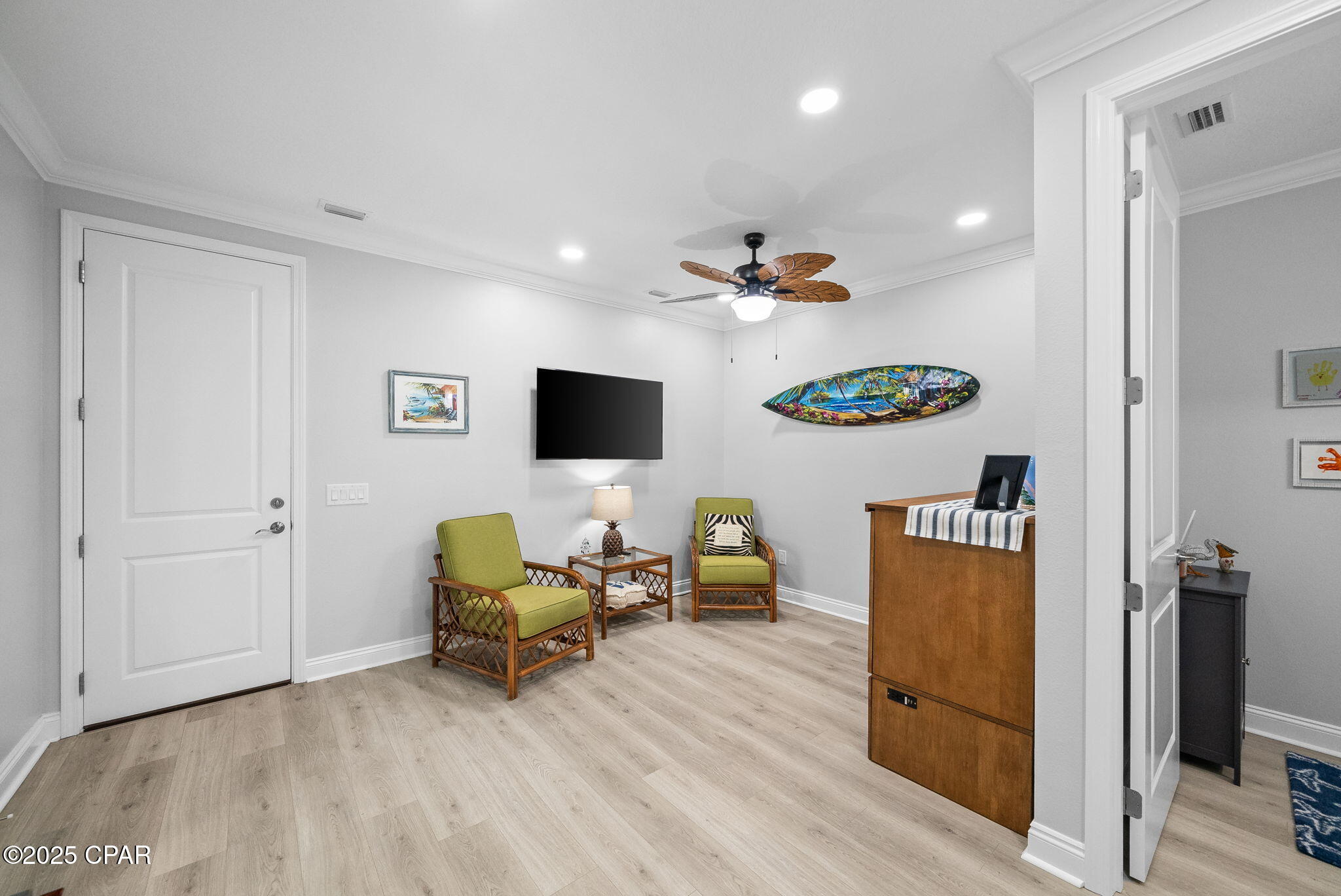 Panama City Beach, Florida, 32413, United States, 2 Bedrooms Bedrooms, ,3 BathroomsBathrooms,Residential,For Sale,1993076