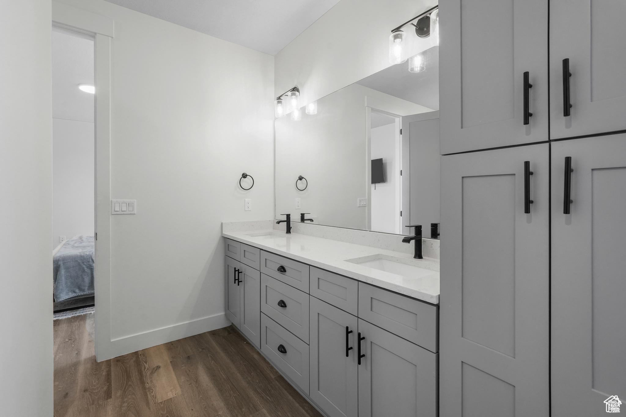 Tooele, Utah, 84074, United States, 6 Bedrooms Bedrooms, ,2 BathroomsBathrooms,Residential,For Sale,1970427