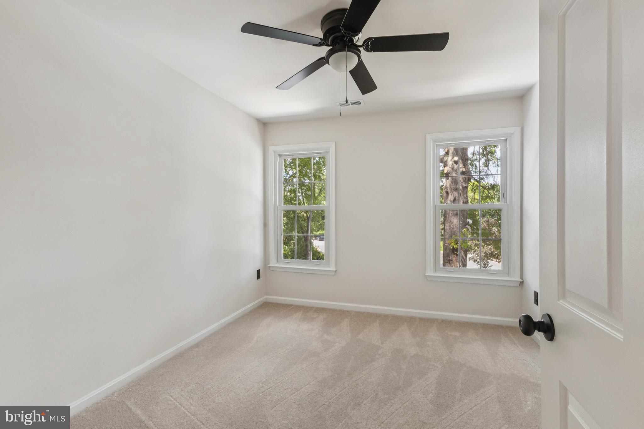 Fairfax, Virginia, 22030, United States, 4 Bedrooms Bedrooms, ,4 BathroomsBathrooms,Residential,For Sale,1978960