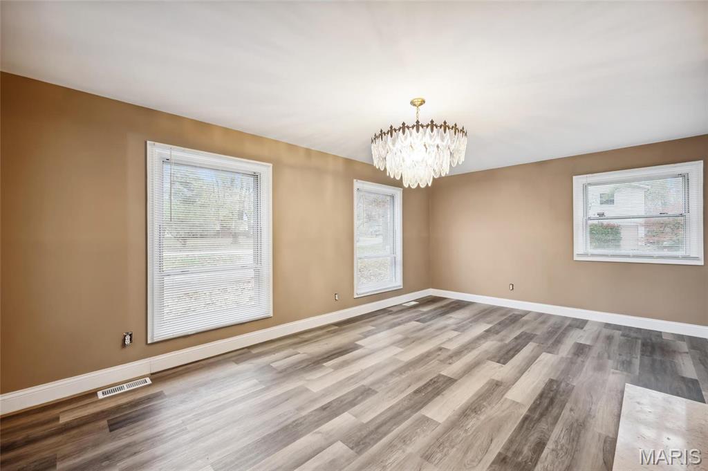 15 Chamblee Lane, St Louis, Missouri, 63141, United States, 4 Bedrooms Bedrooms, ,3 BathroomsBathrooms,Residential,For Sale,15 Chamblee Lane,1659866