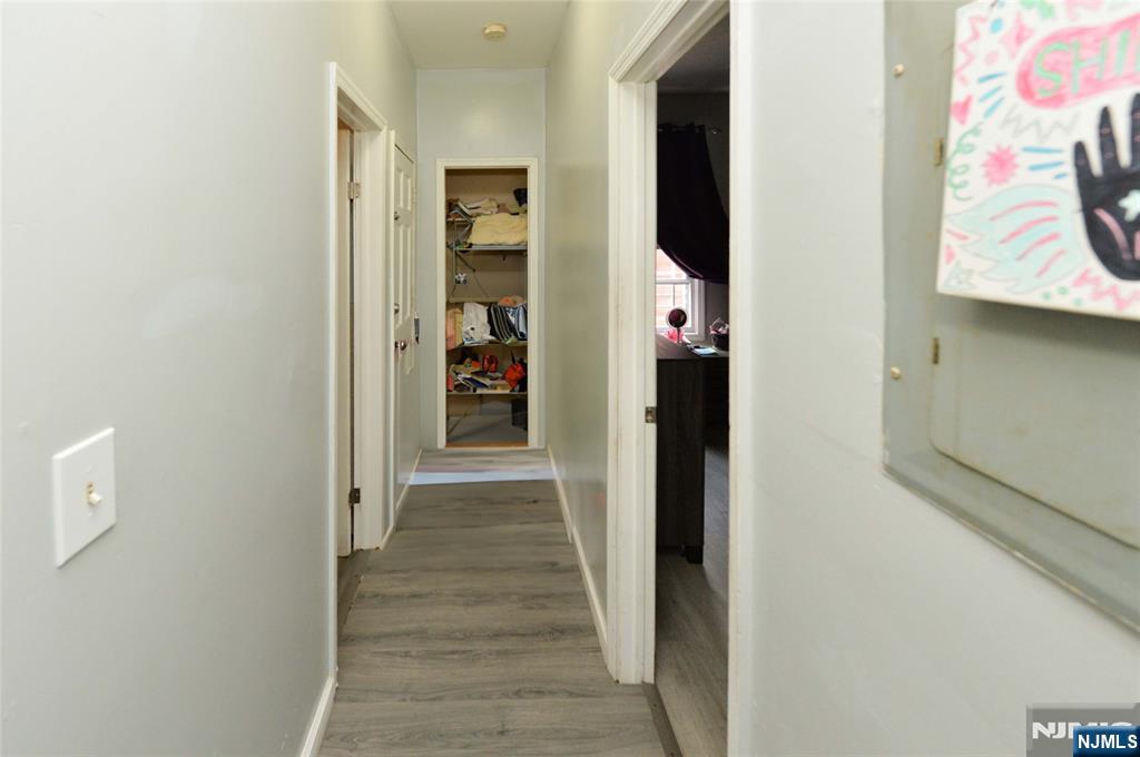 Irvington, New Jersey, 07111, United States, 5 Bedrooms Bedrooms, ,3 BathroomsBathrooms,Residential,For Sale,1885475