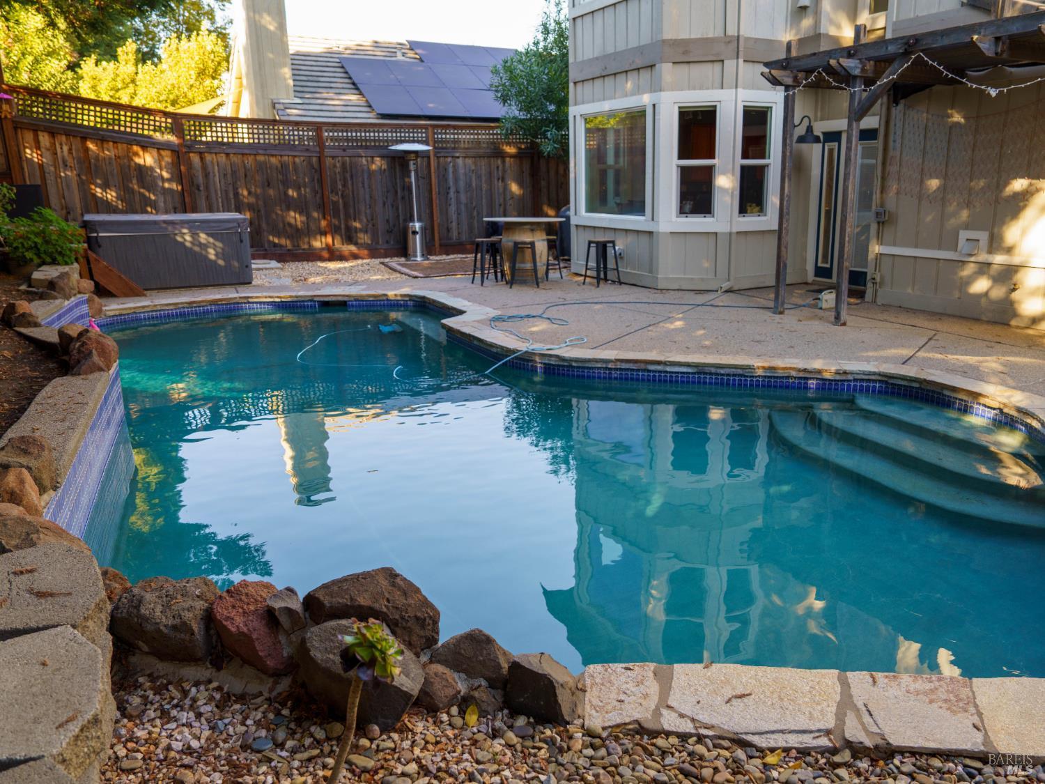 Vacaville, California, 95687, United States, 4 Bedrooms Bedrooms, ,3 BathroomsBathrooms,Residential,For Sale,1978415