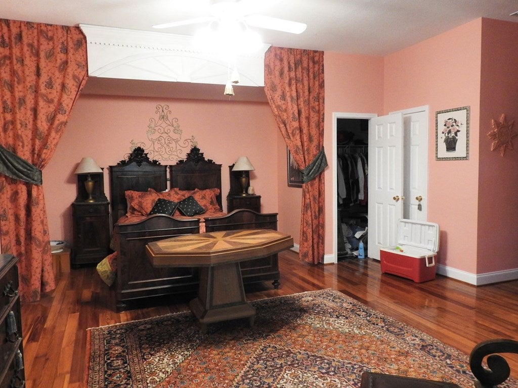 Blue Ridge, Georgia, 30513, United States, 5 Bedrooms Bedrooms, ,5 BathroomsBathrooms,Residential,For Sale,1859095