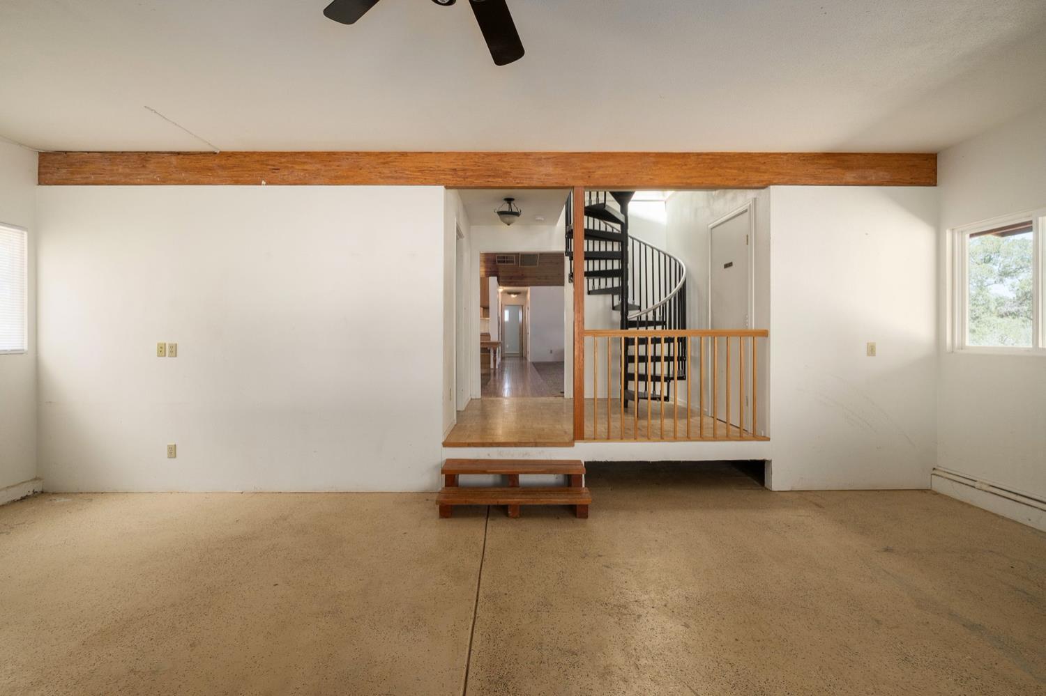 Raymond, California, 93653, United States, 3 Bedrooms Bedrooms, ,3 BathroomsBathrooms,Residential,For Sale,2048178