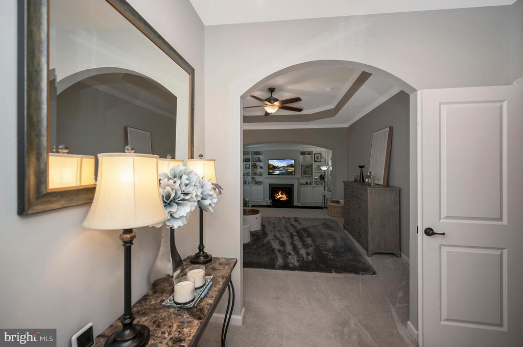 Fredericksburg, Virginia, 22406, United States, 5 Bedrooms Bedrooms, ,6 BathroomsBathrooms,Residential,For Sale,1981857