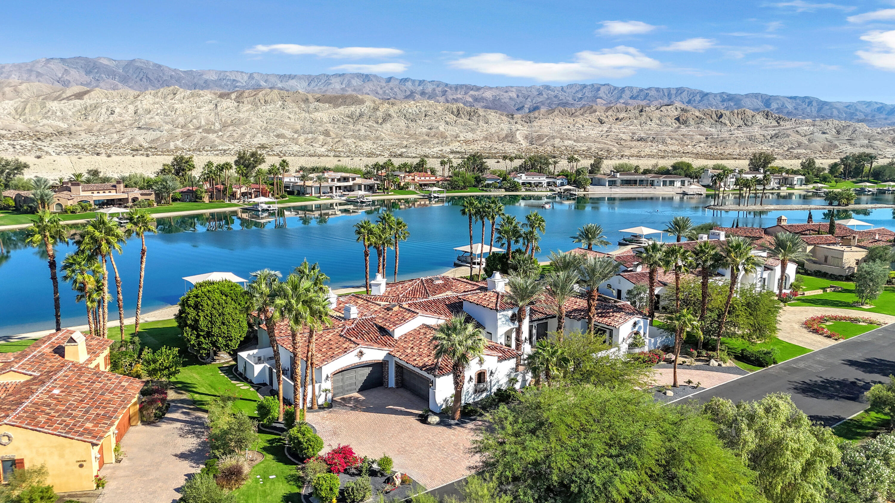 Indio, California, 92203, United States, 5 Bedrooms Bedrooms, ,4 BathroomsBathrooms,Residential,For Sale,1992835