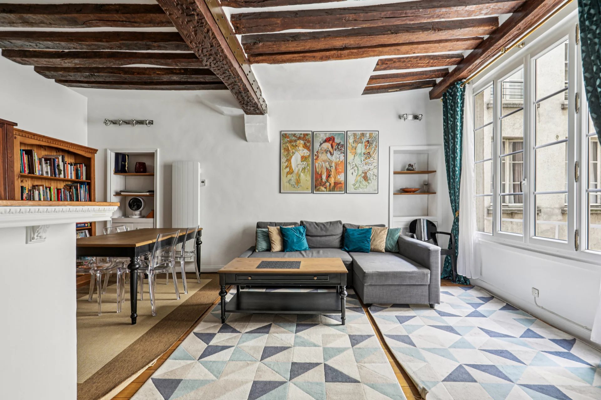 Paris 4th, Île-de-France, 75004, FR, 2 Bedrooms Bedrooms, ,Residential,For Sale,2003087