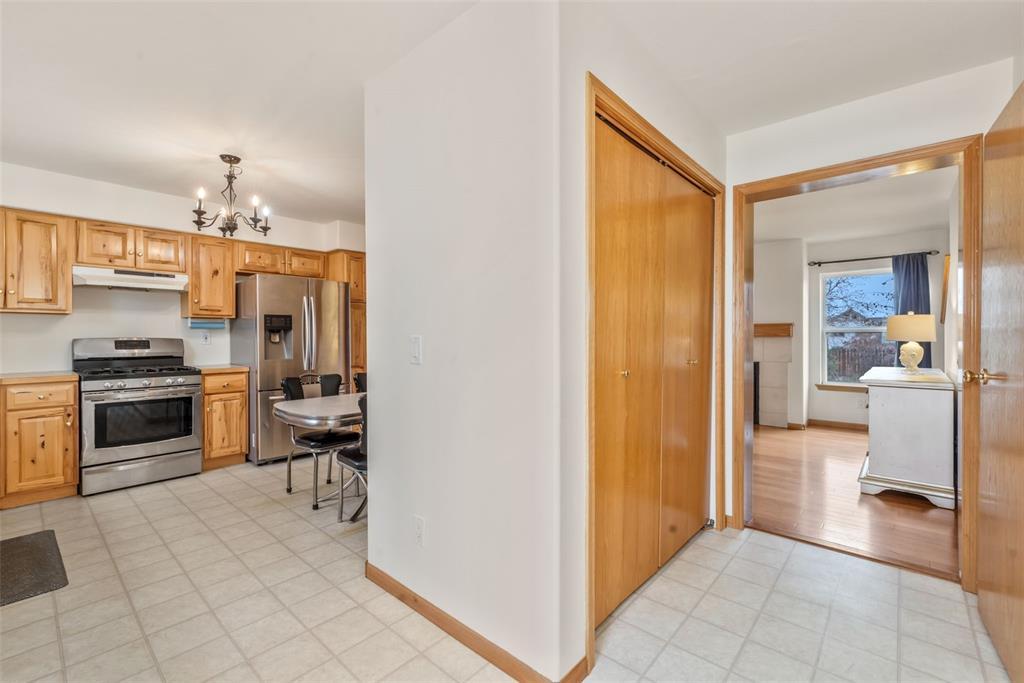 Steamboat Springs, Colorado, 80487, United States, 3 Bedrooms Bedrooms, ,2 BathroomsBathrooms,Residential,For Sale,2003476