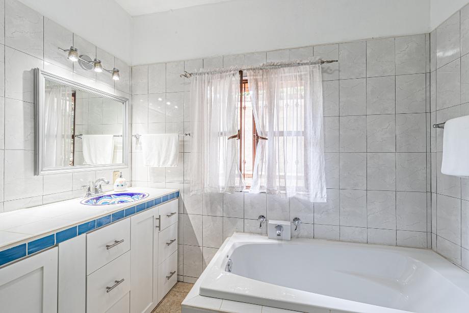 311 Felipe Angeles, Puerto Vallarta, Jalisco, 48373, Mexico, 4 Bedrooms Bedrooms, ,4 BathroomsBathrooms,Residential,For Sale,311 Felipe Angeles,1612887