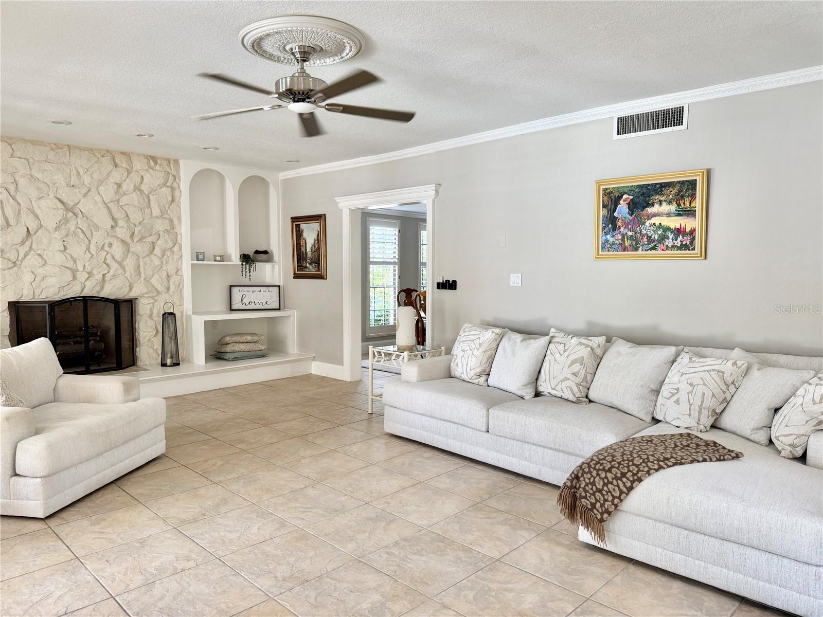 Temple Terrace, Florida, 33637, United States, 3 Bedrooms Bedrooms, ,4 BathroomsBathrooms,Residential,For Sale,1982268