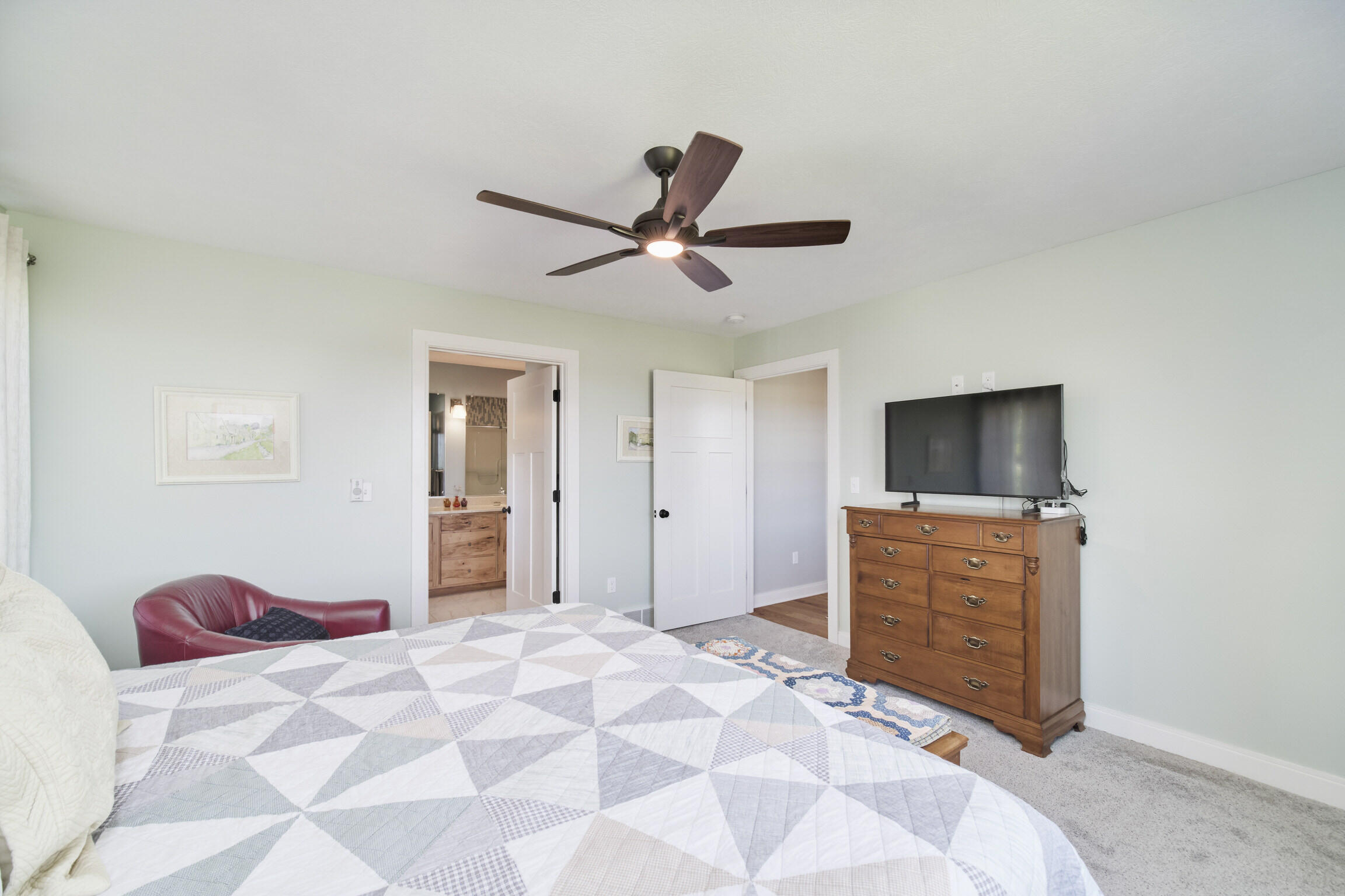 Manistee, Michigan, 49660, United States, 3 Bedrooms Bedrooms, ,2 BathroomsBathrooms,Residential,For Sale,2049083