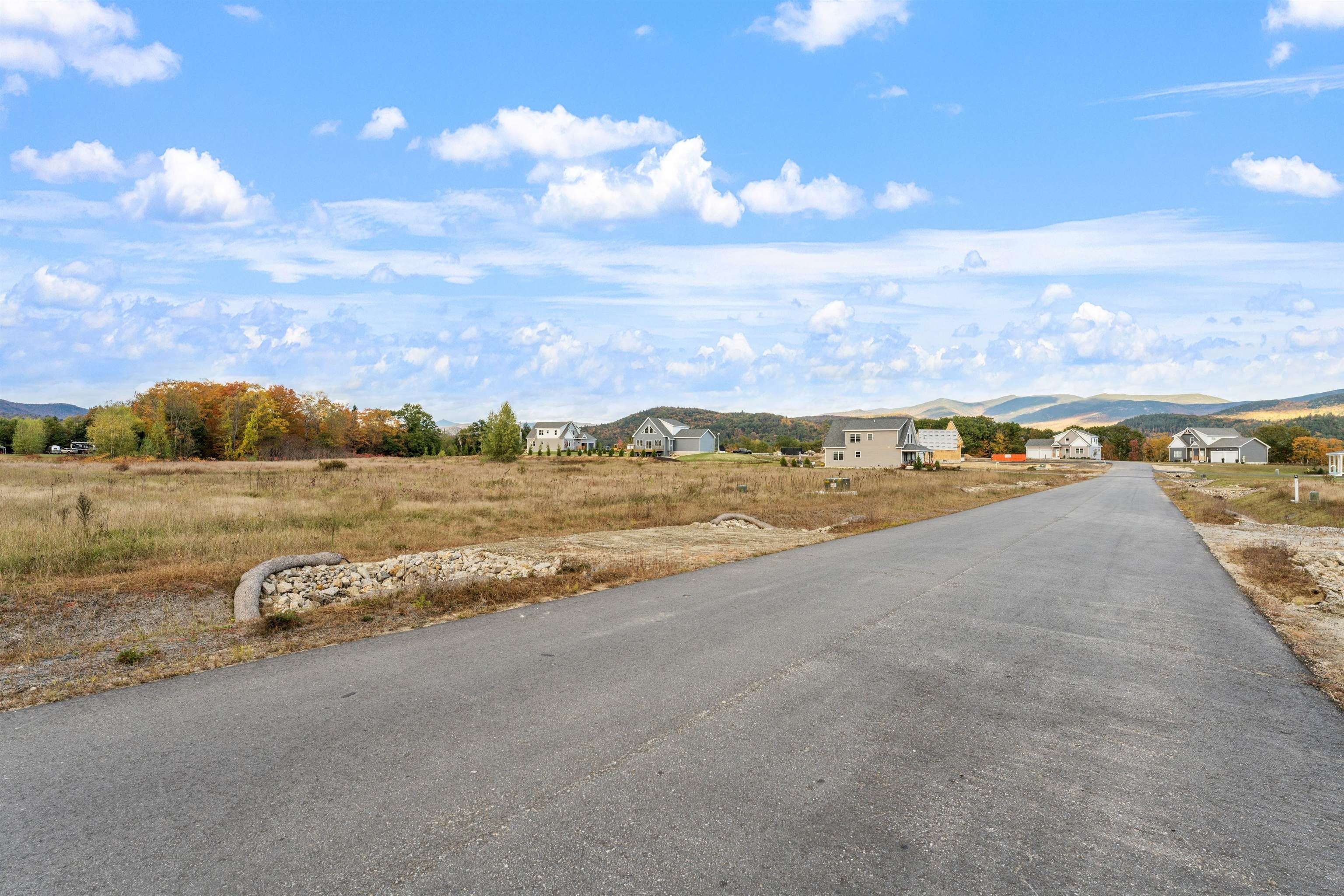 Thornton, New Hampshire, 03285, United States, 3 Bedrooms Bedrooms, ,3 BathroomsBathrooms,Residential,For Sale,1974297