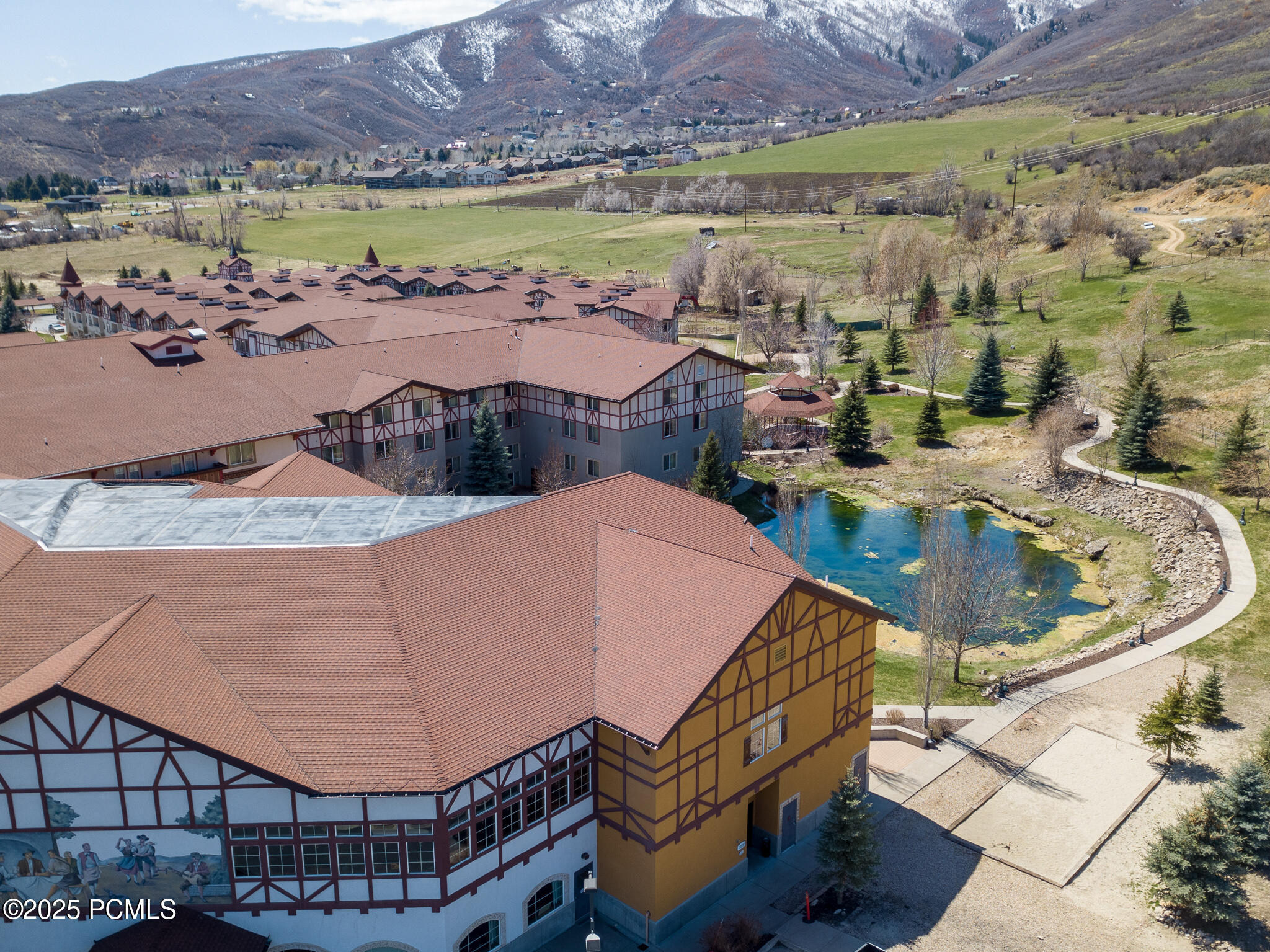 Midway, Utah, 84049, United States, 3 Bedrooms Bedrooms, ,3 BathroomsBathrooms,Residential,For Sale,1826612