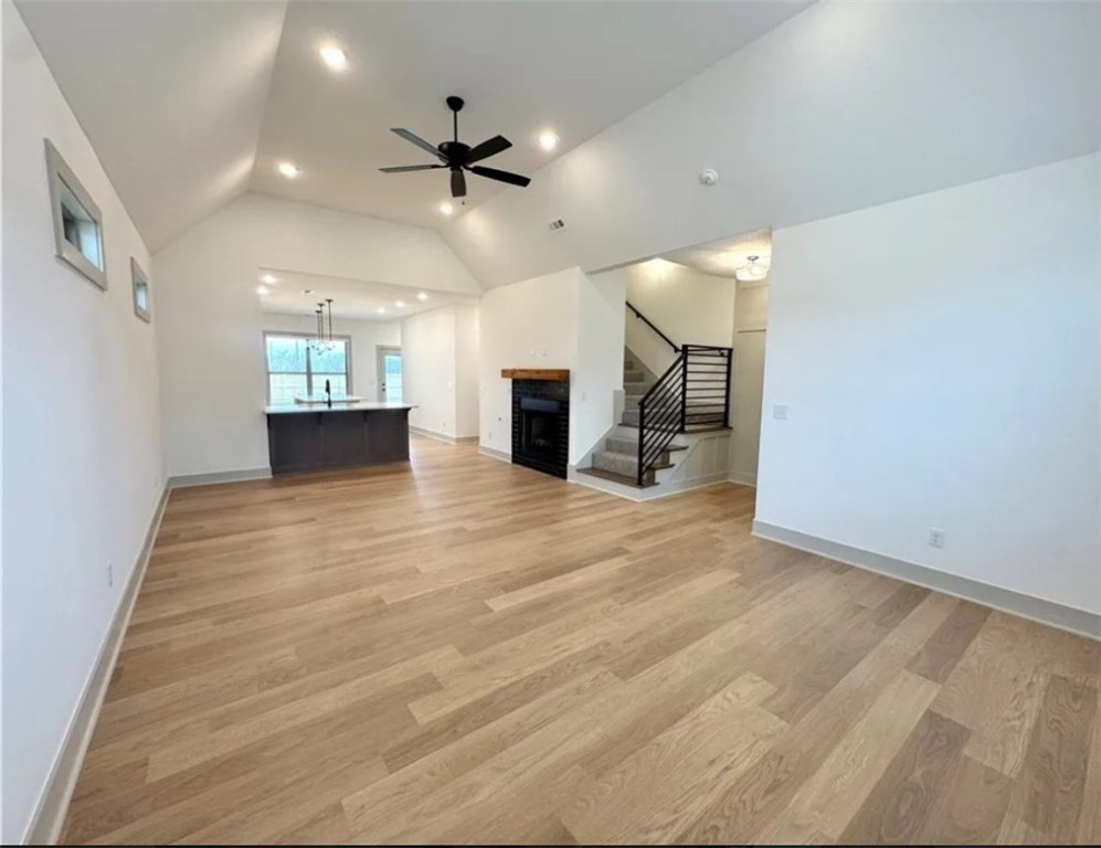 Bentonville, Arkansas, 72713, United States, 4 Bedrooms Bedrooms, ,3 BathroomsBathrooms,Residential,For Sale,1966275
